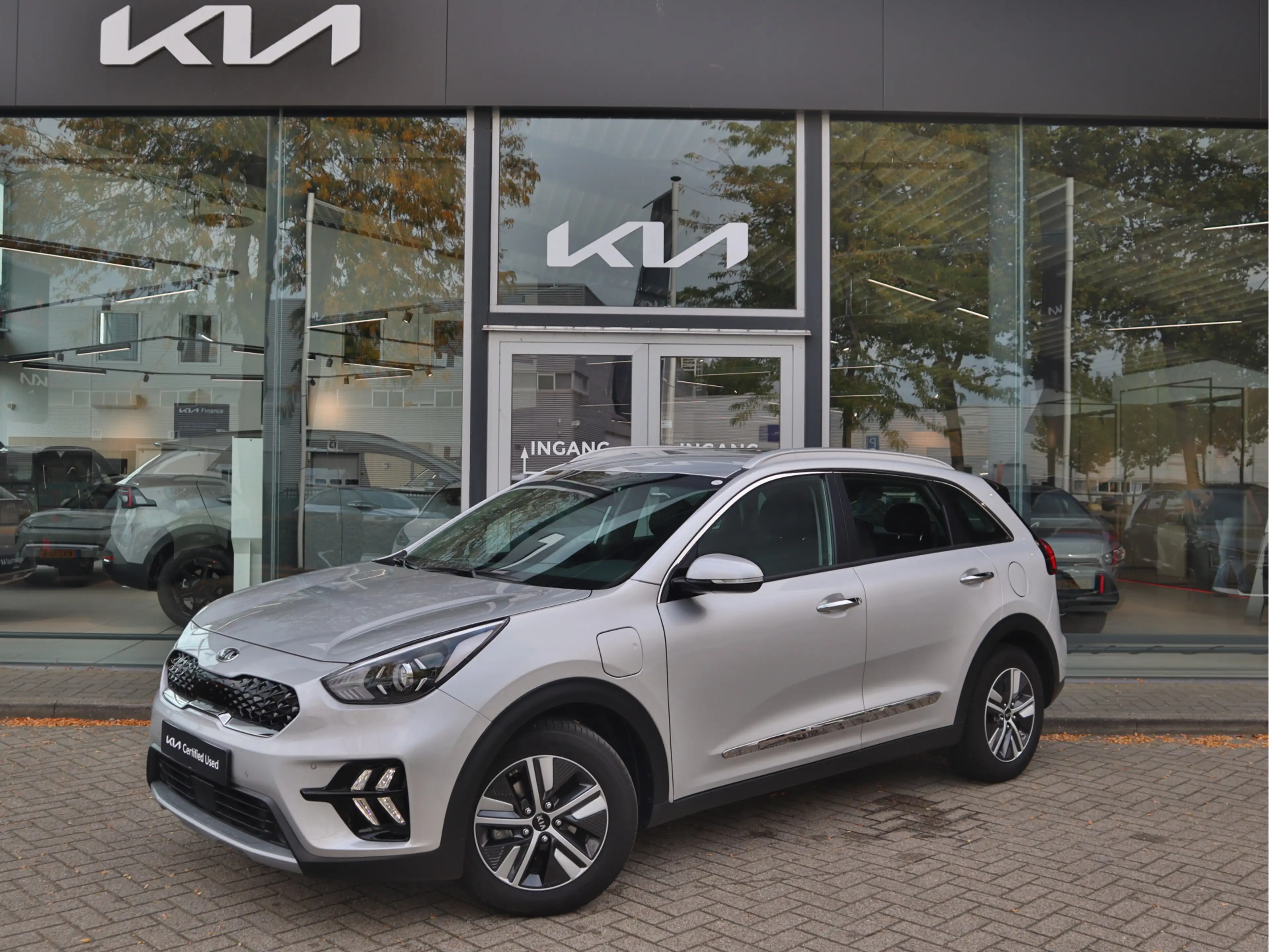 Kia Niro 1.6 GDi PHEV Plug-In-Hybrid DynamicLine 20.696km!