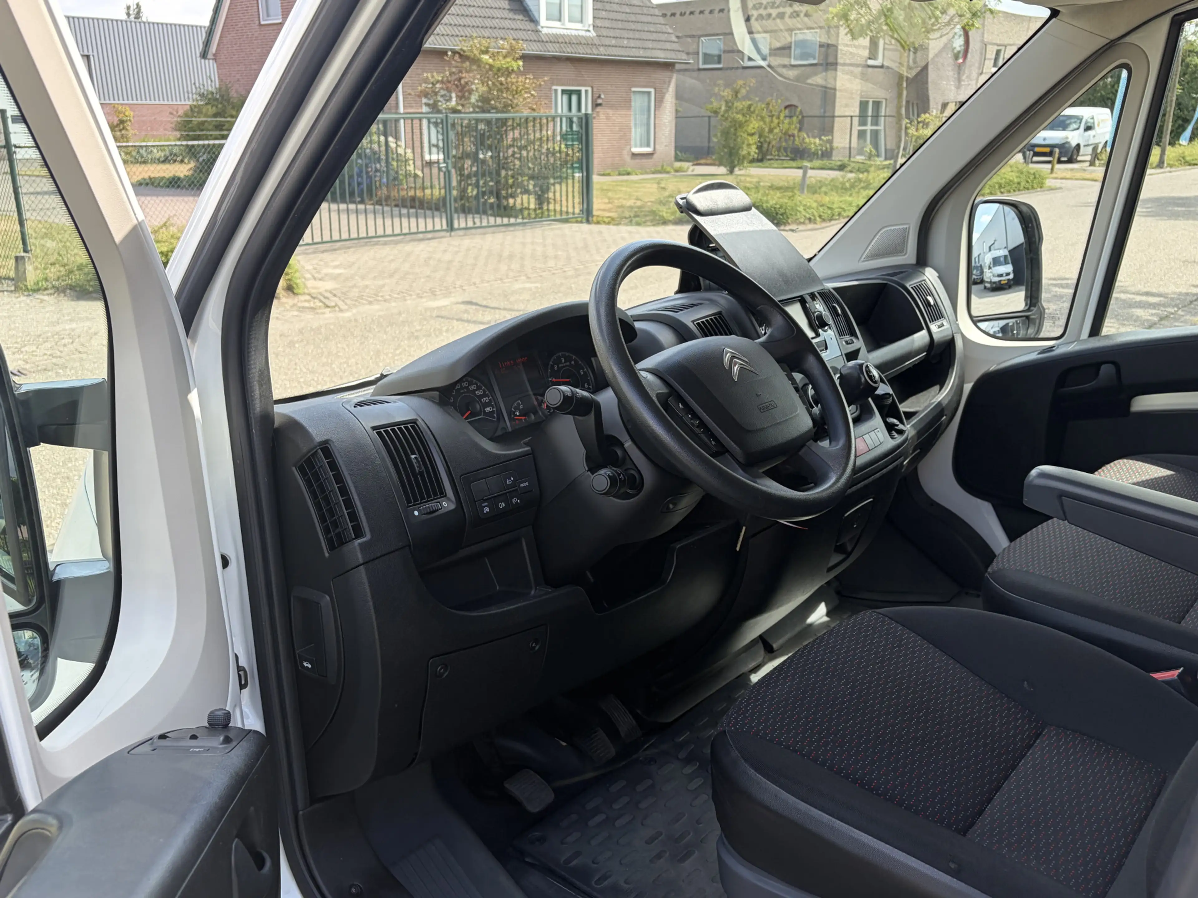 Citroen Jumper 30 2.2 BlueHDi 165PK L2H2 Club ✓ 3-zits✓ airco — photo 9