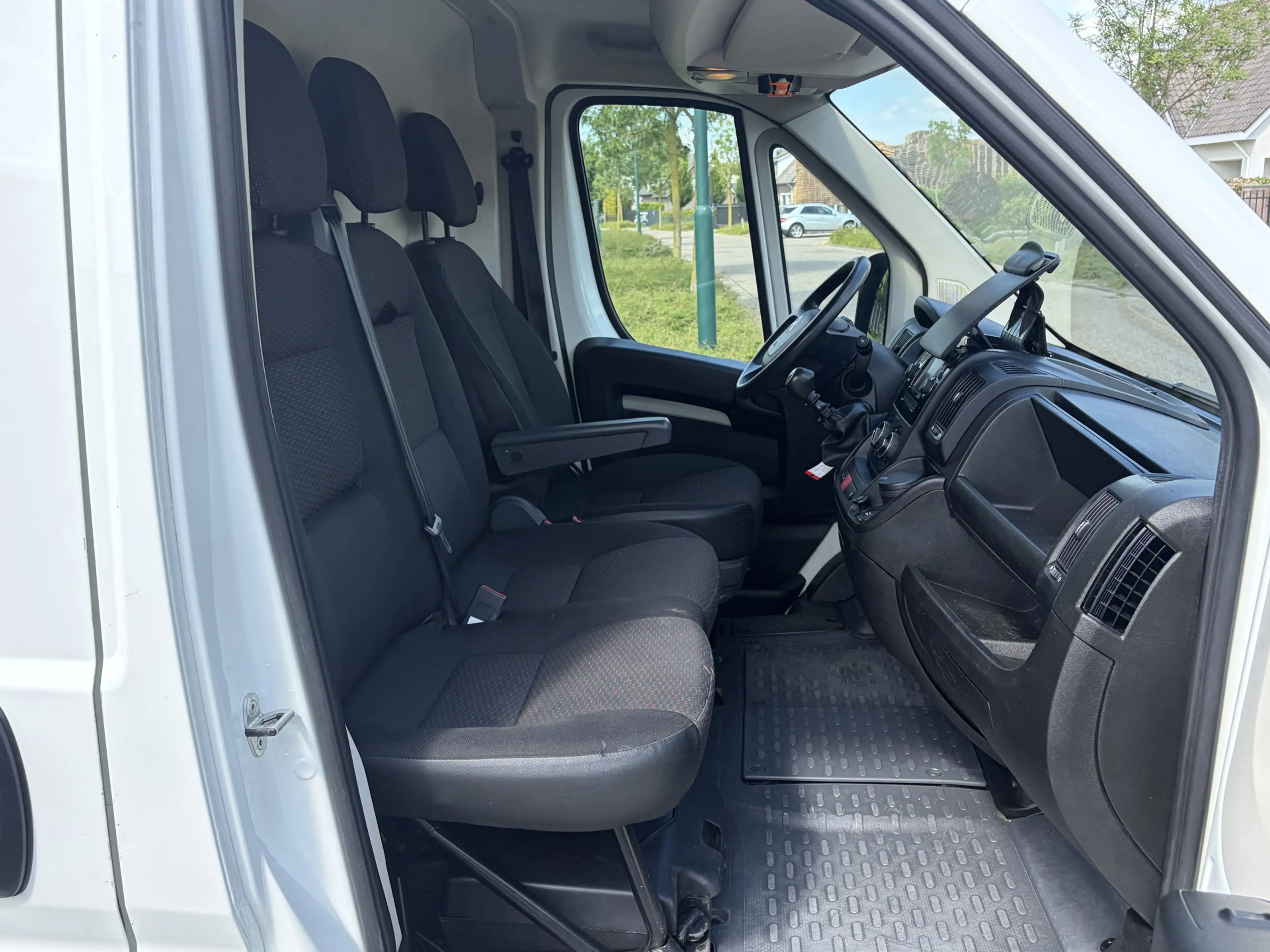 Citroen Jumper 30 2.2 BlueHDi 165PK L2H2 Club ✓ 3-zits✓ airco — photo 12