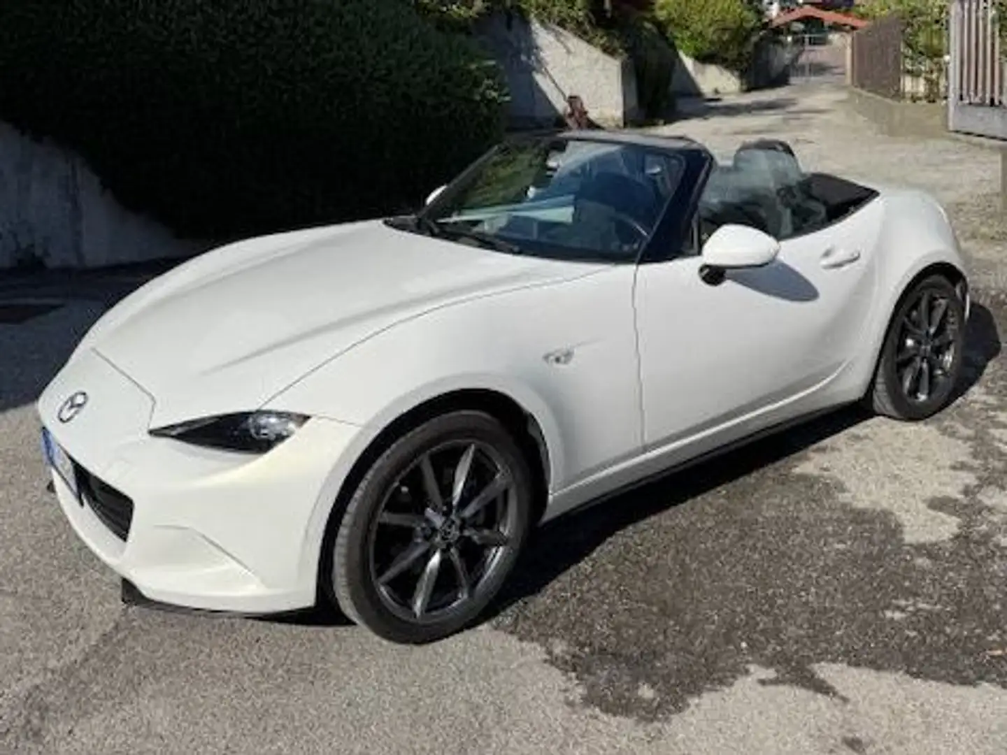 Mazda MX-5 MX-5 IV 2015 Soft Top 2.0 Sport i-eloop Bianco - 2