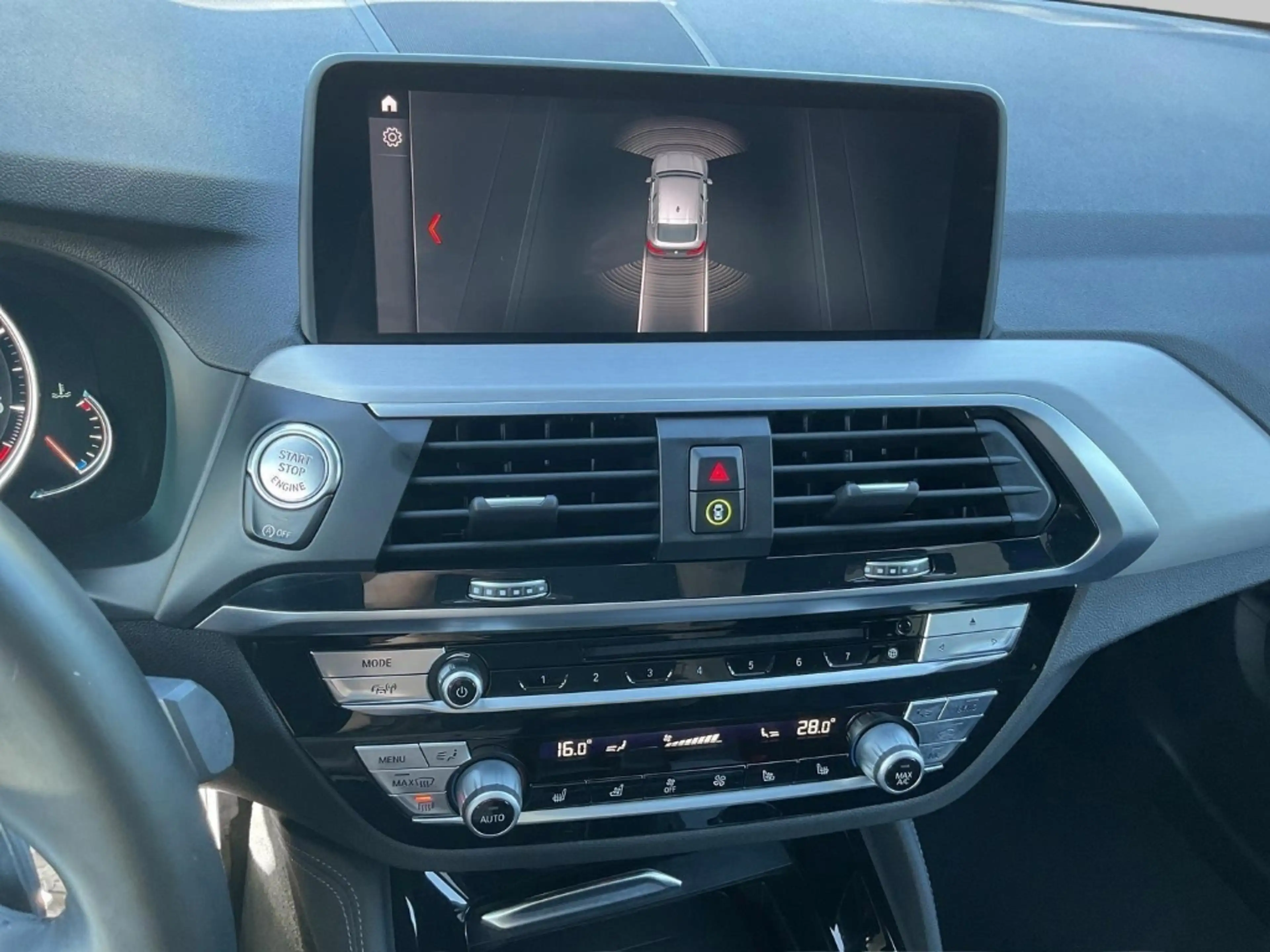 BMW X4 xDrive 20d Sportpaket HUD AD AHK-el. klappb. AHK-k — photo 11