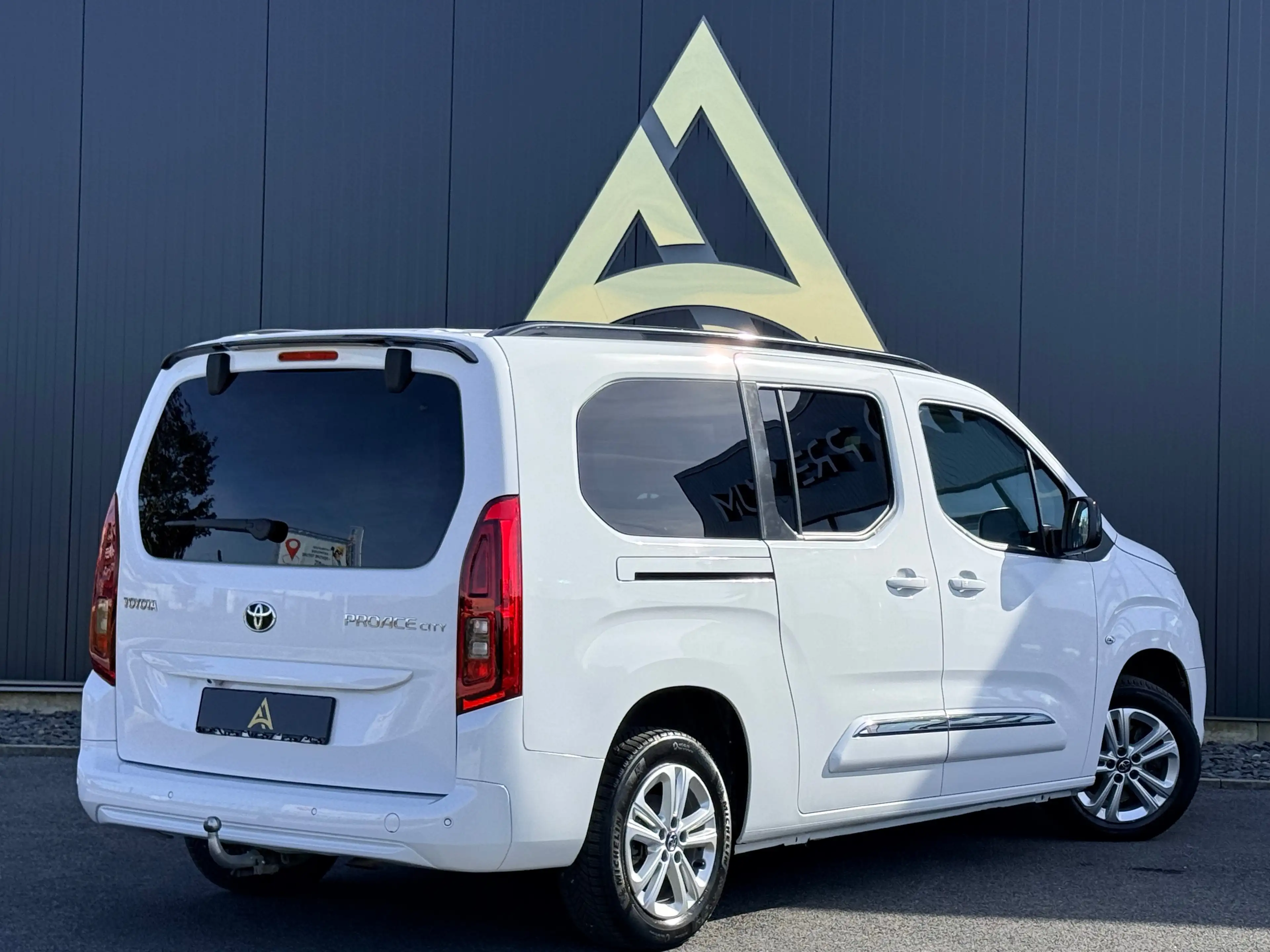 Toyota Proace City VERSO LWB 1.5 D-4D 130CV 7 PLACES TVA / BTW — photo 11
