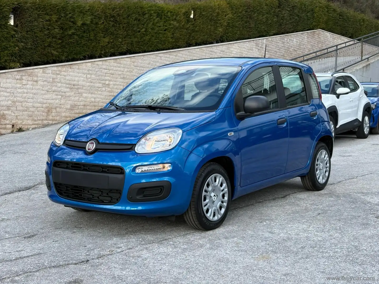 Fiat Panda 1.0 FireFly S&S Hybrid Icon Blau - 1