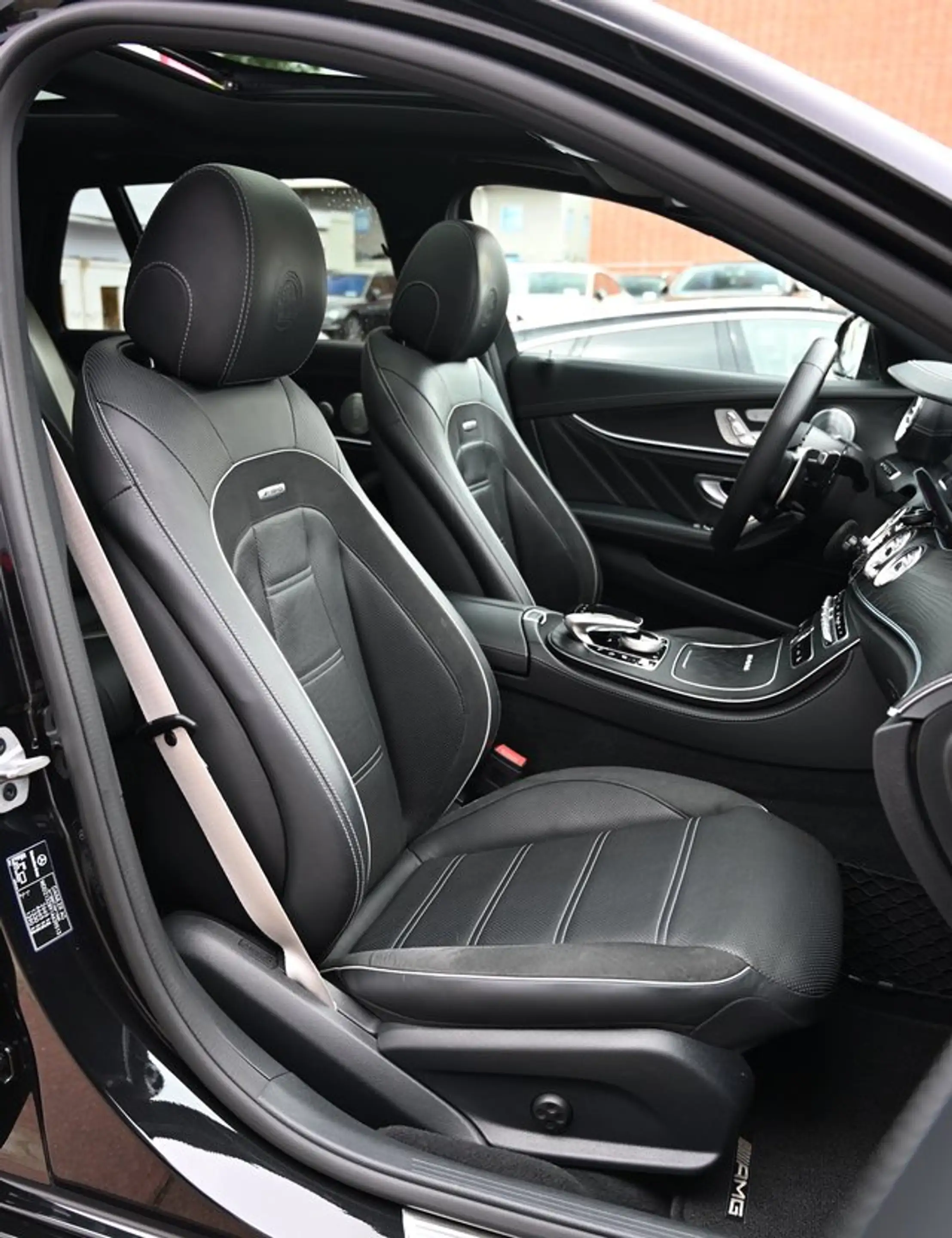 Mercedes-Benz E 63 AMG E 63 S AMG 4M+ 612Ps MB100*PANO*LUFT*360°*BURMES — photo 11