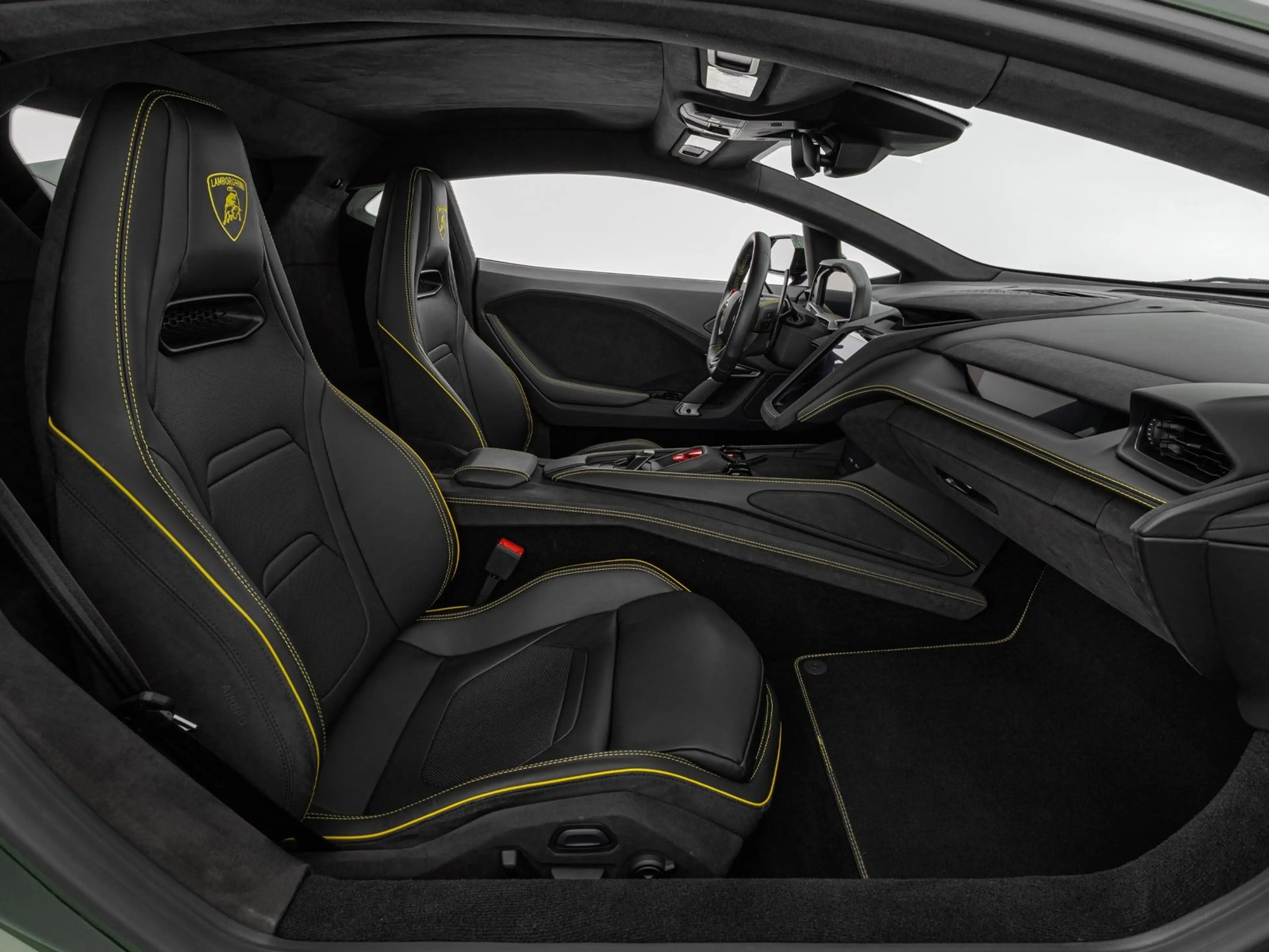 Lamborghini Temerario Verde Ermes / PPF Front / 1.Hand — photo 10