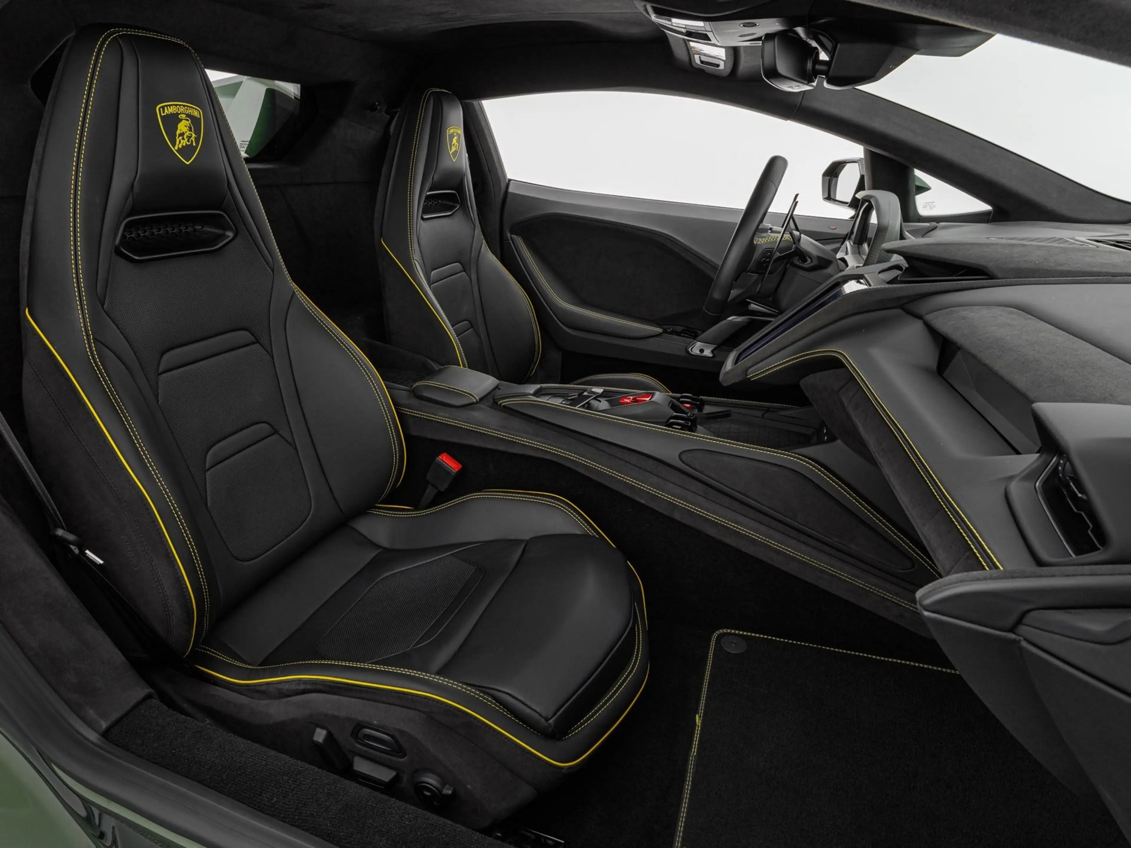 Lamborghini Temerario Verde Ermes / PPF Front / 1.Hand — photo 11