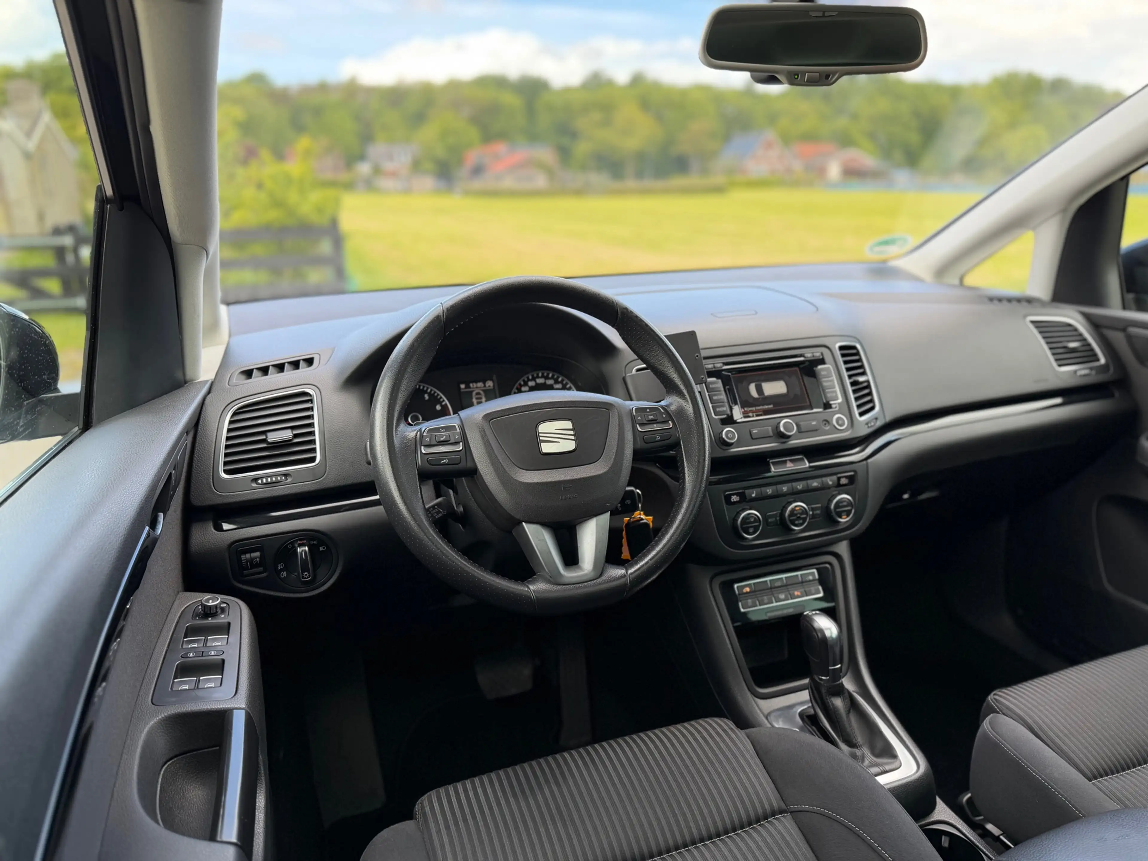 SEAT Alhambra 1.4 TSI Reference 7persoons / Automaat / Perfect o — photo 4