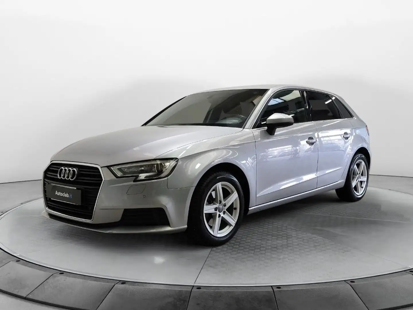 Audi A3 Sportback 30 g-tron Business 131cv Argento - 1
