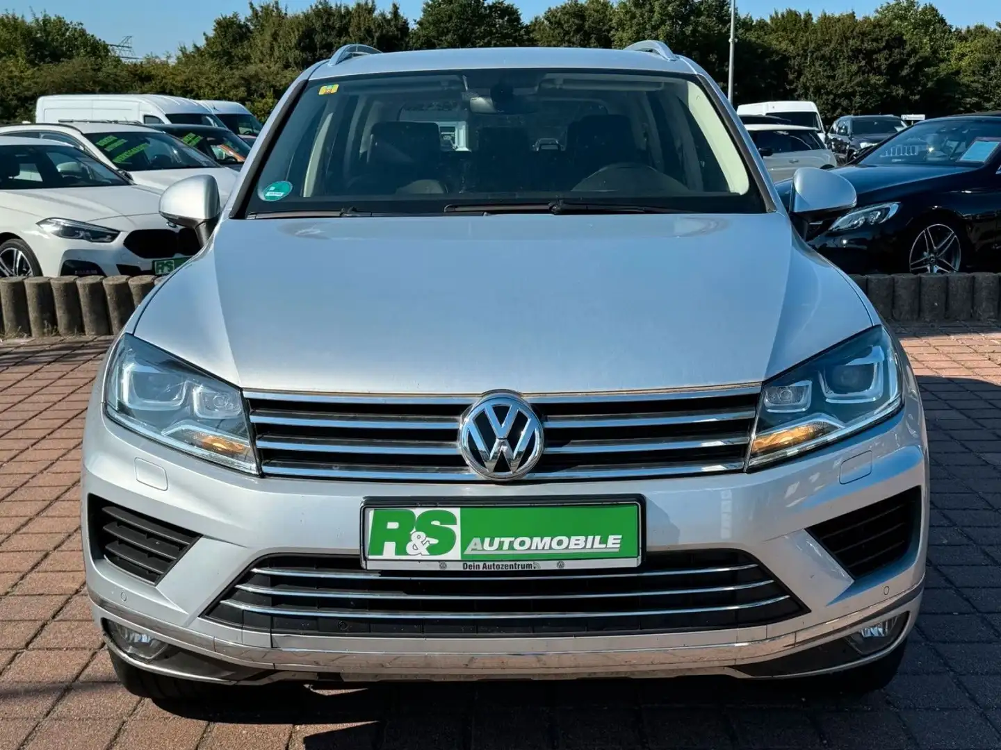 Volkswagen Touareg 3.0TDI V6 BMT/Start-Stopp 4Motion Silber - 2