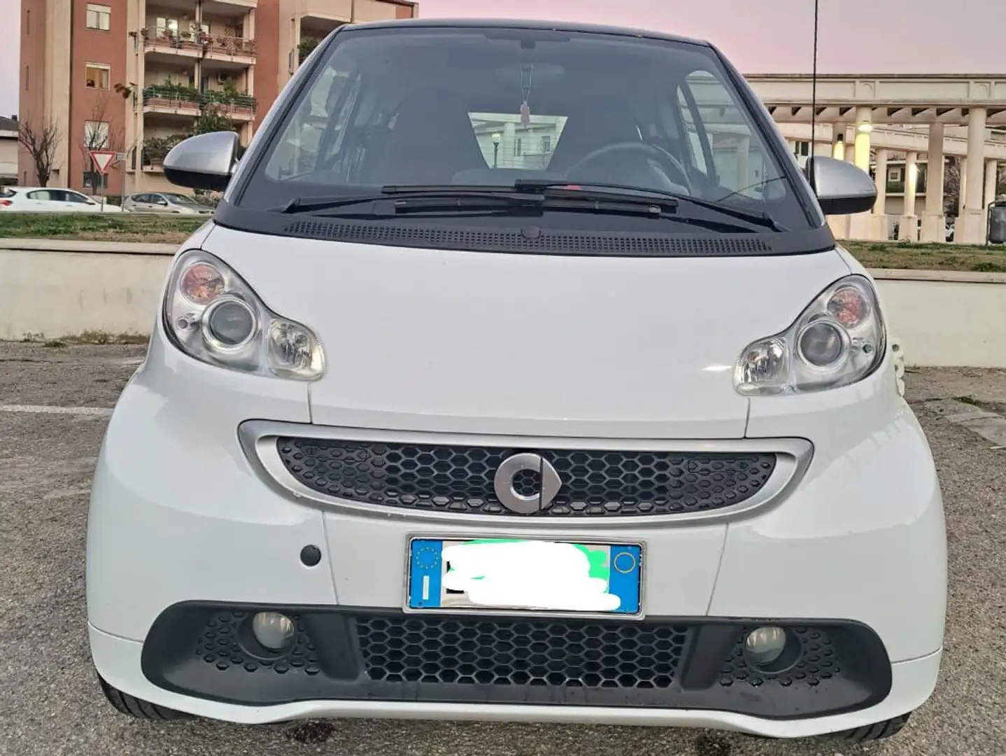 smart city-coupé/city-cabrio FORTWO COUPE MHD - SERIE II Biały - 2