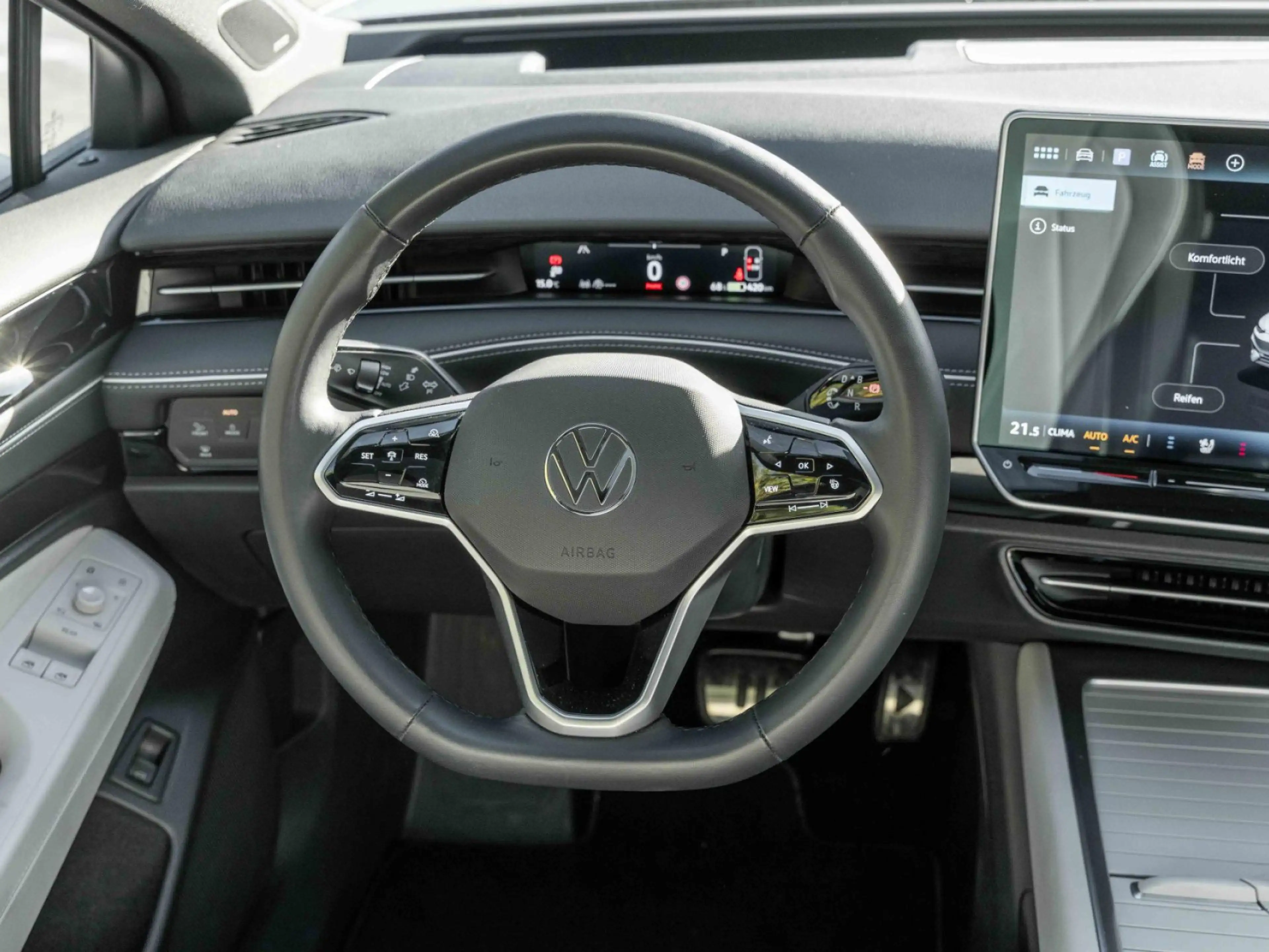Volkswagen ID.7 PRO S +MAX 646KM+AHK+AB 2,49 ZINS+ Bluetooth — photo 12