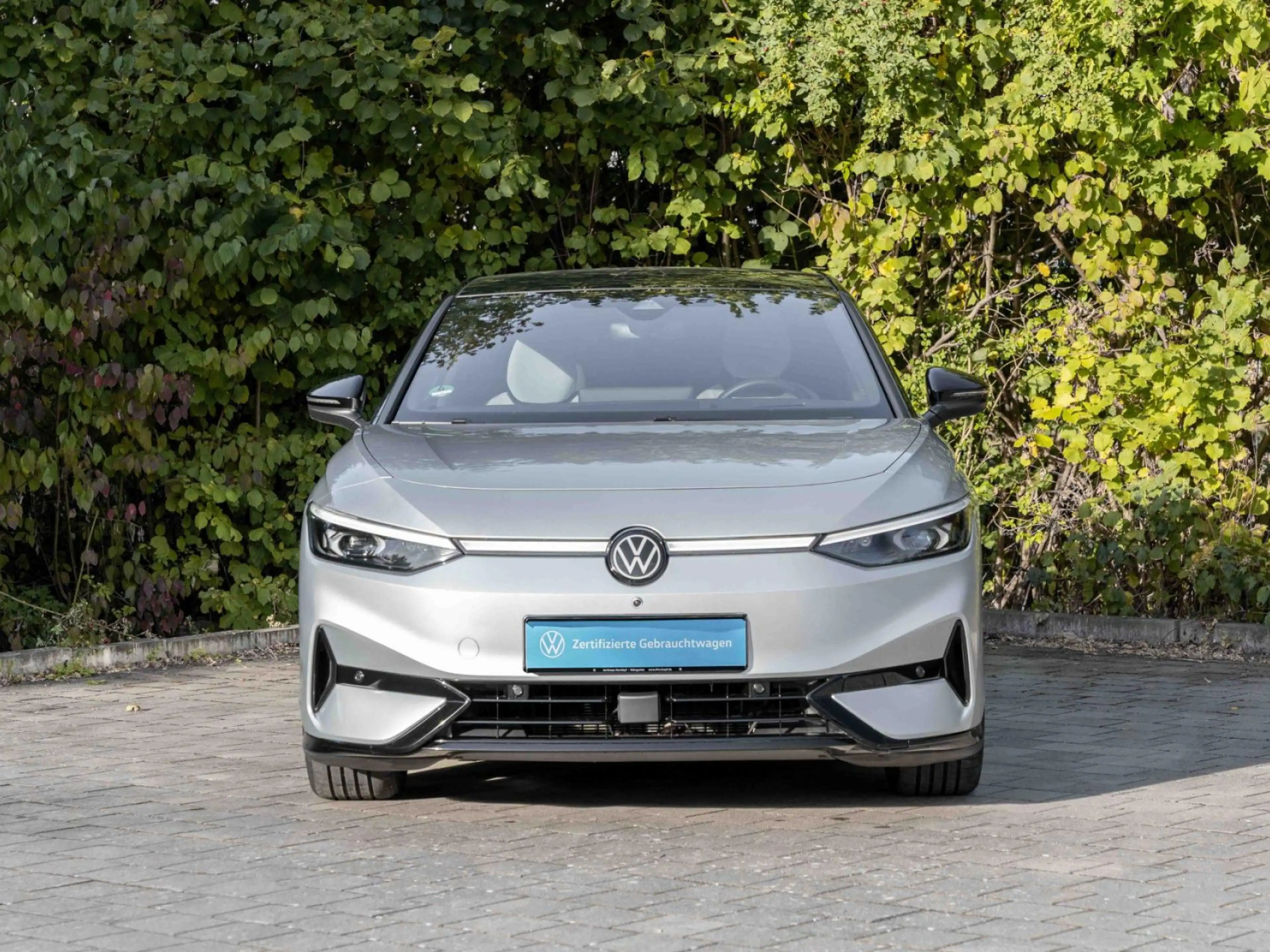 Volkswagen ID.7 PRO S +MAX 646KM+AHK+AB 2,49 ZINS+ Bluetooth — photo 3