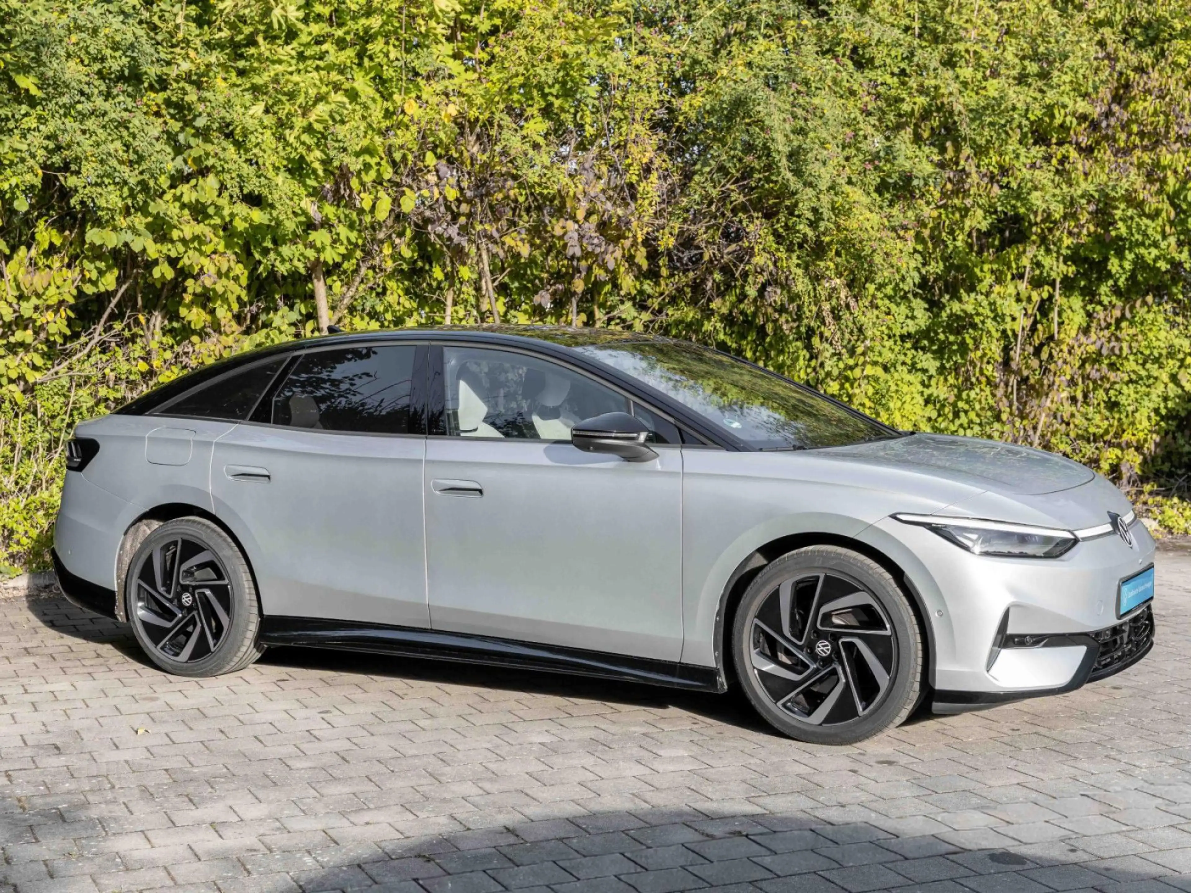 Volkswagen ID.7 PRO S +MAX 646KM+AHK+AB 2,49 ZINS+ Bluetooth — photo 6