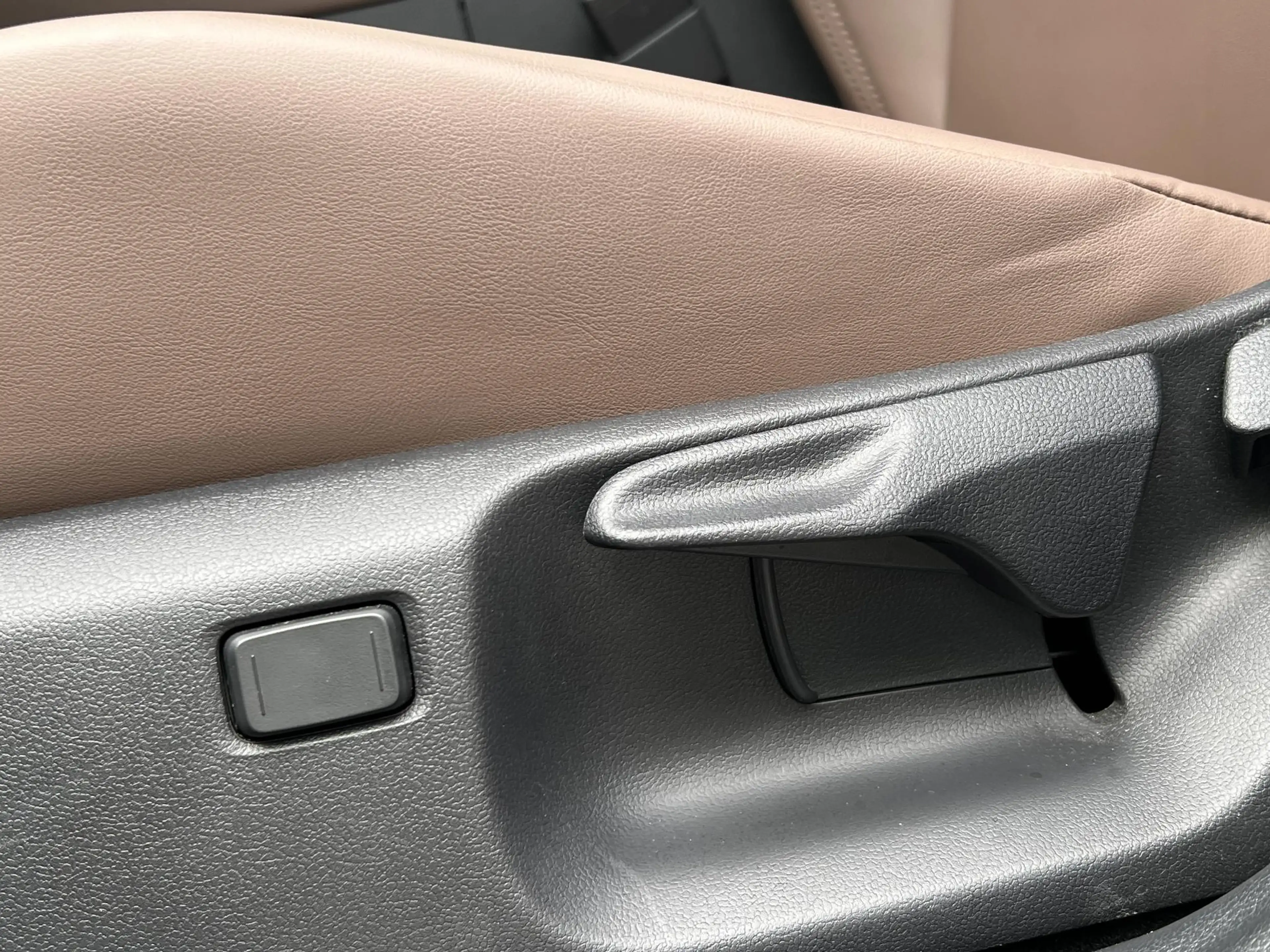Lexus LBX 1.5 Hybrid Elegant | Leer, Dodehoekherkenning, Par — photo 18