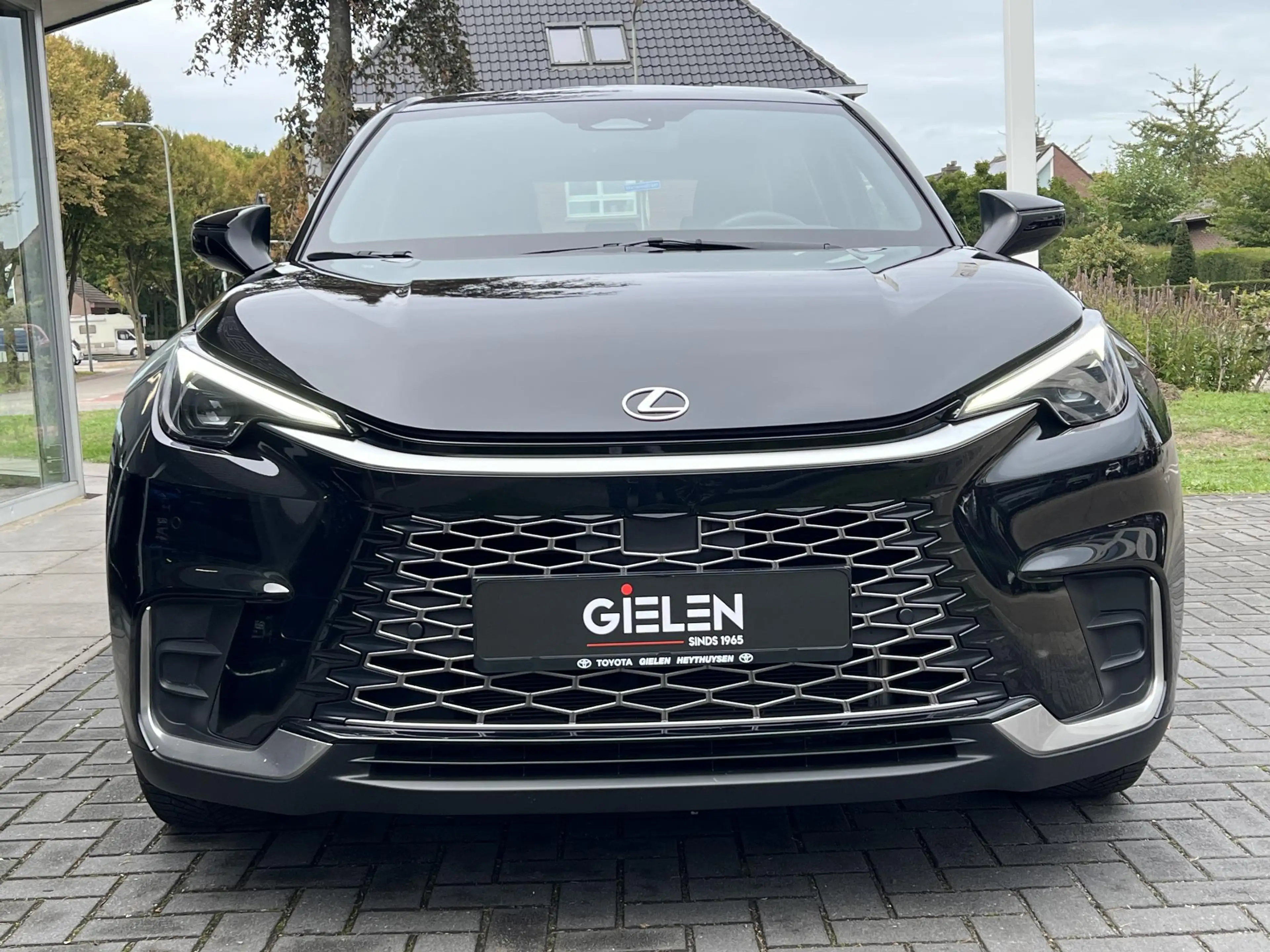 Lexus LBX 1.5 Hybrid Elegant | Leer, Dodehoekherkenning, Par — photo 11
