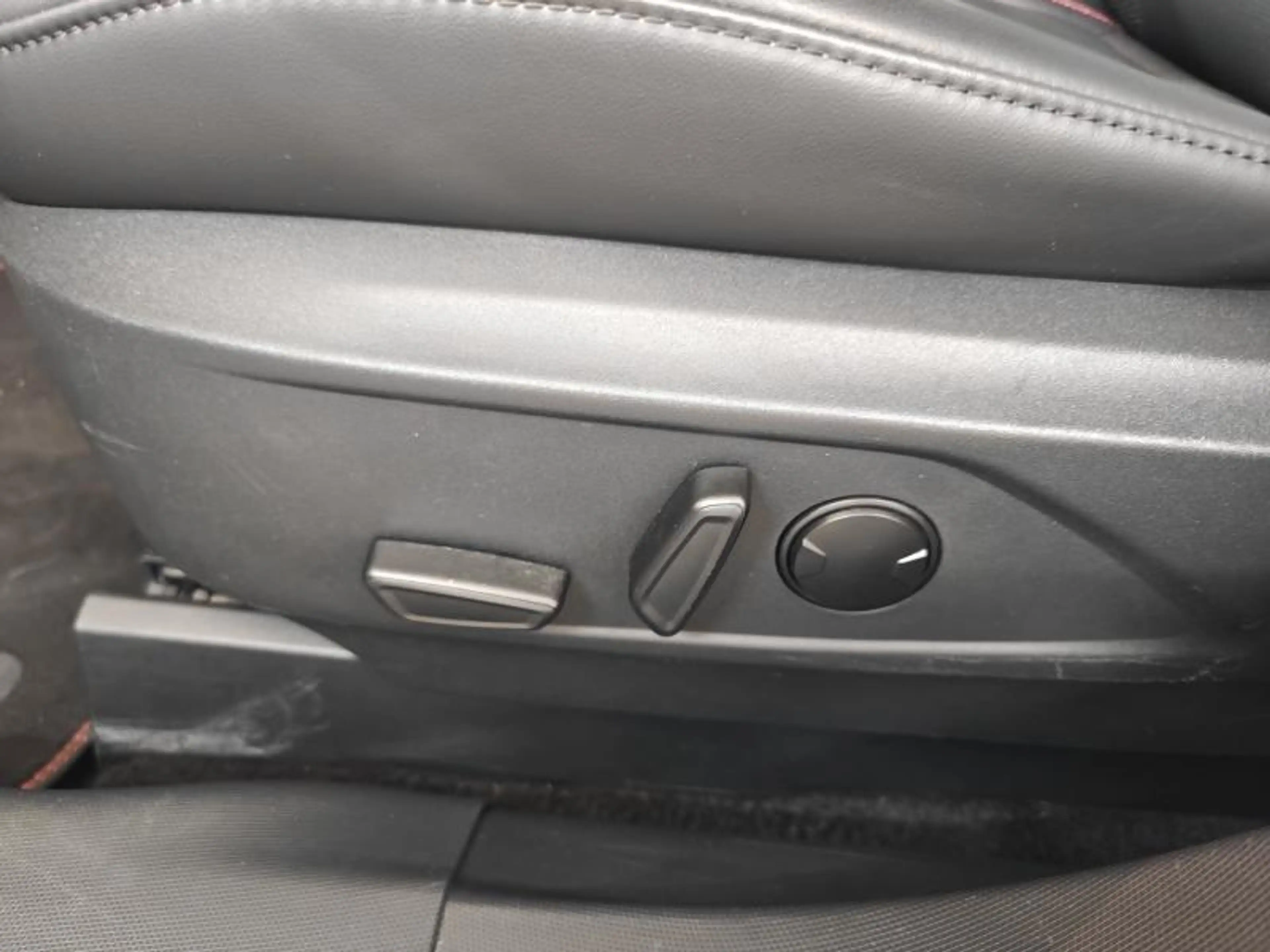 Ford Mustang Mach-E AWD - 45946km - Garantie — photo 7