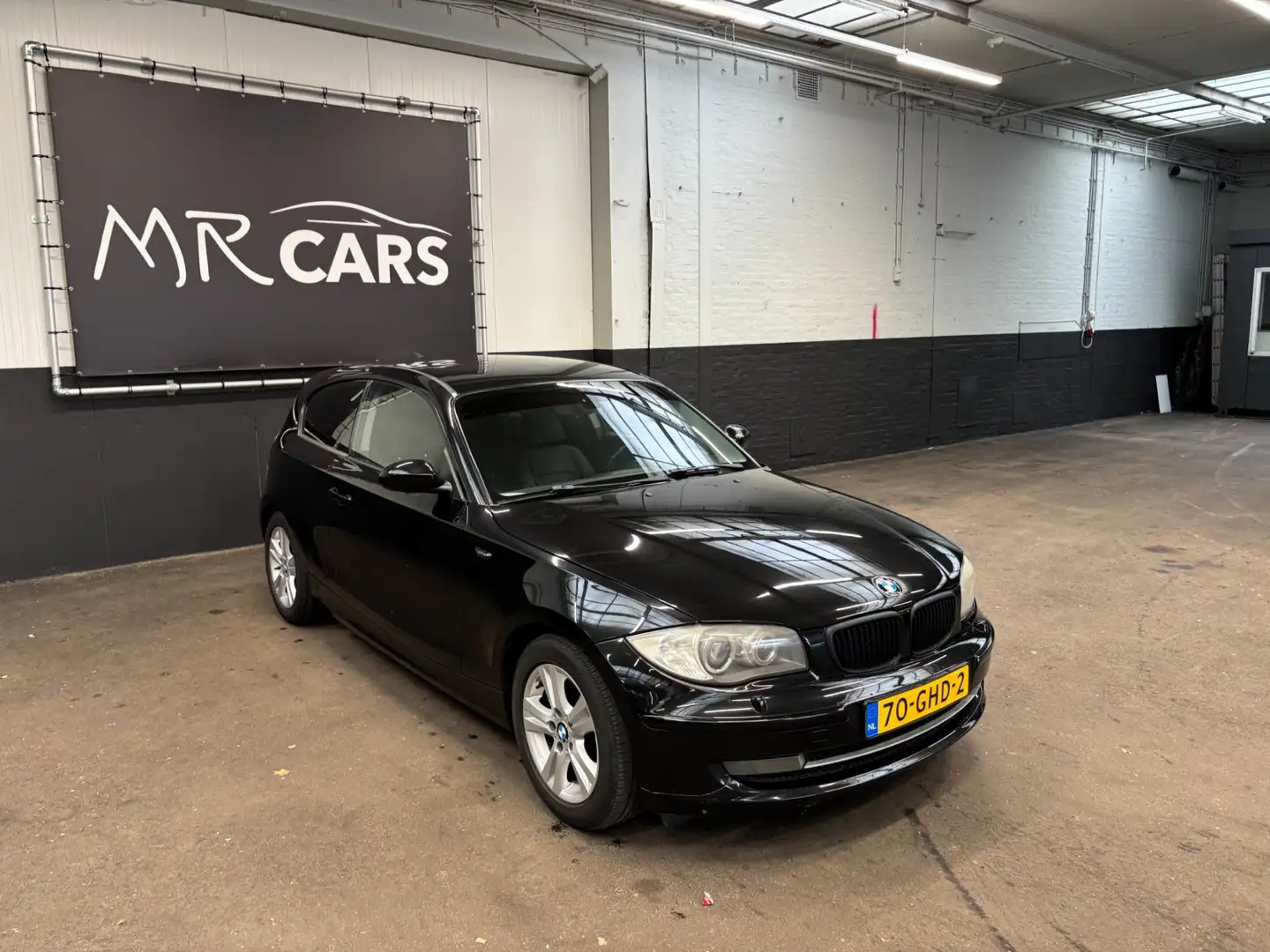 BMW 116 1-serie 116i Business Line Airco/Navi Zwart - 2