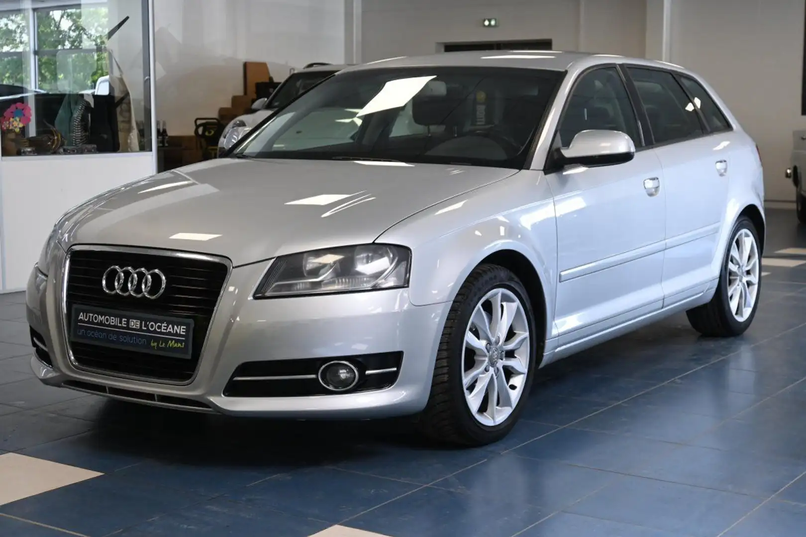 Audi A3 2.0 TDI 170 DPF Ambition Gris - 1