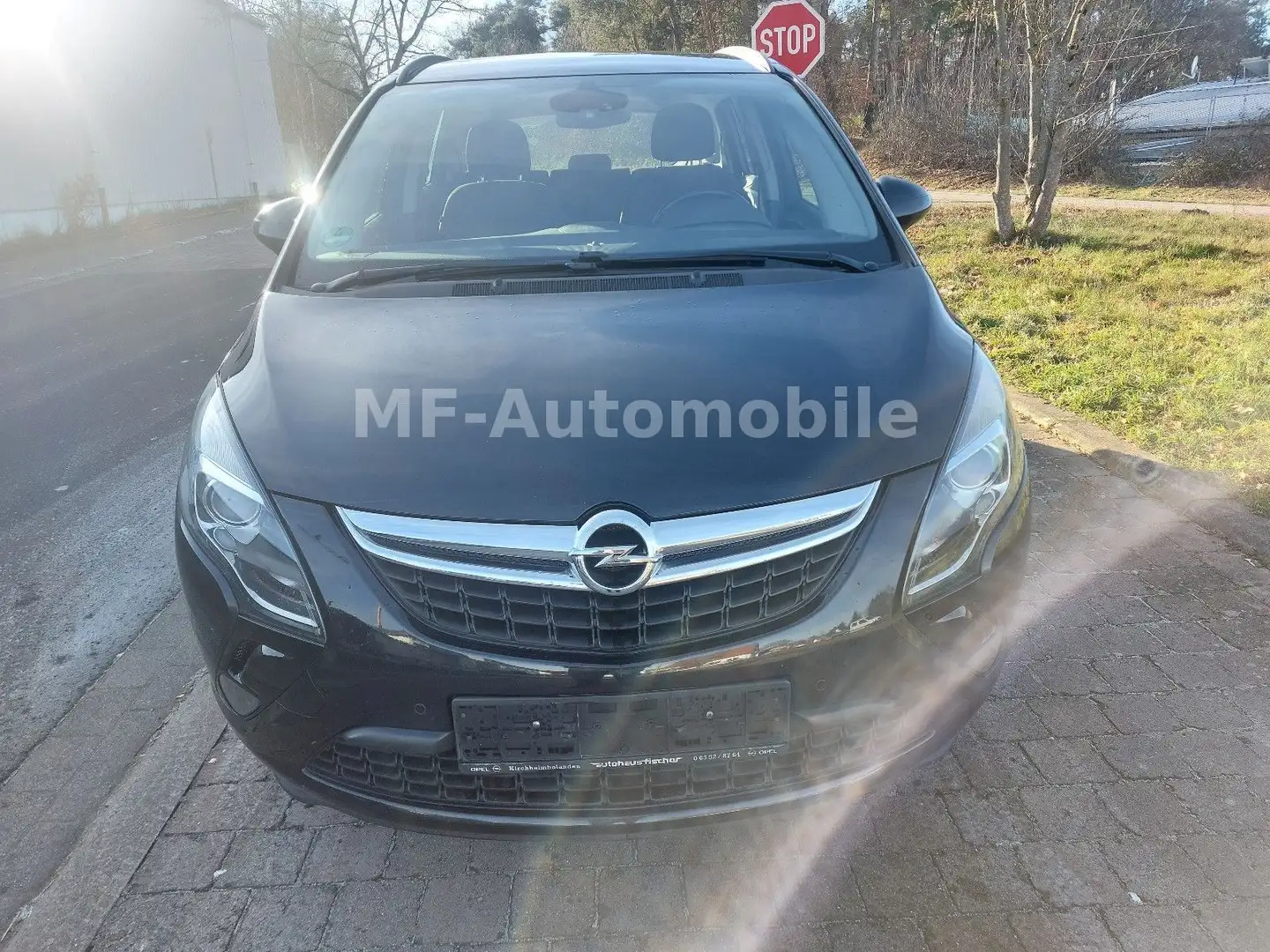 Opel Zafira C Tourer 1.4 Edition*S+LHzg*AHK*7 SITZE* Schwarz - 2