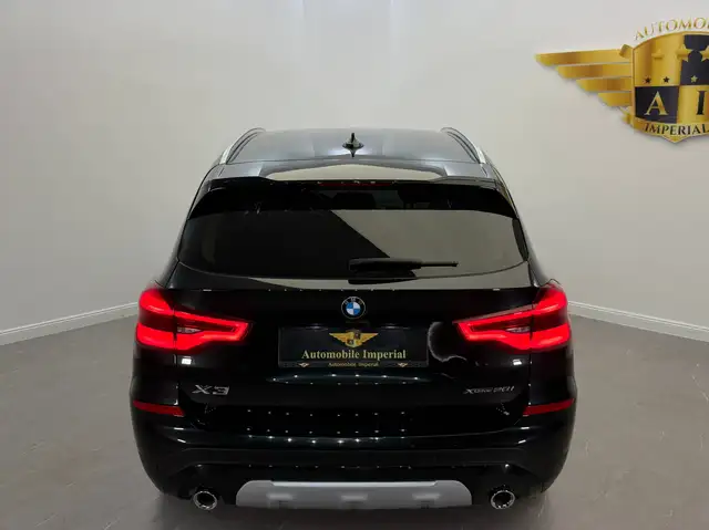 BMW X3 view 6