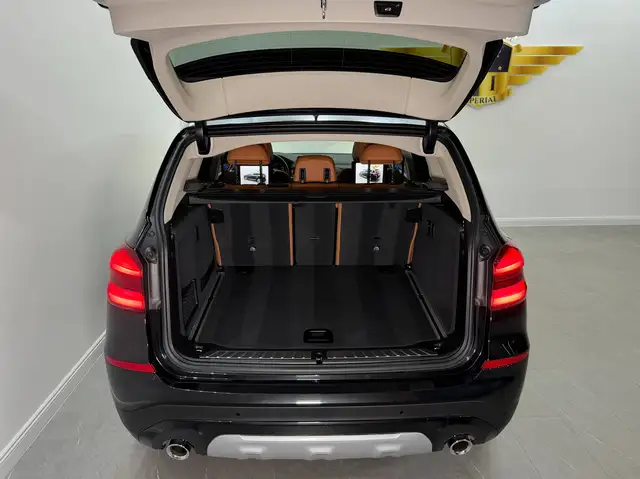 BMW X3 view 24