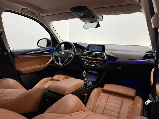 BMW X3 view 9