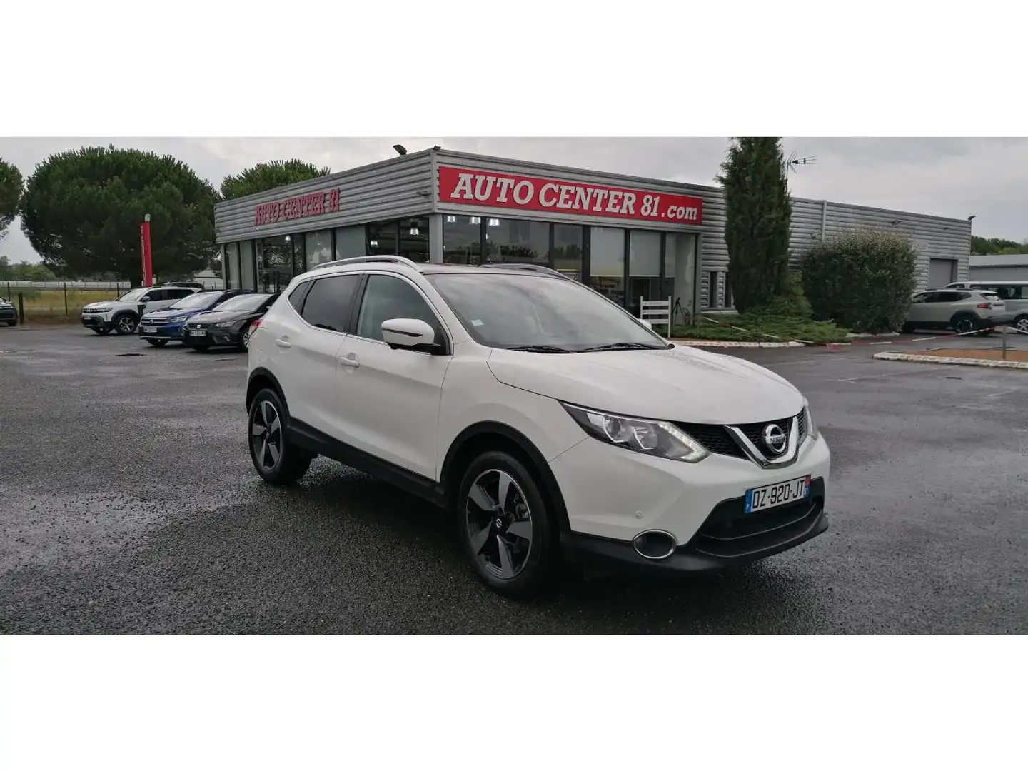 Nissan Qashqai 1.5 dCi 110 Connect Edition +ATTELAGE+TOIT PANORAM Blanc - 1