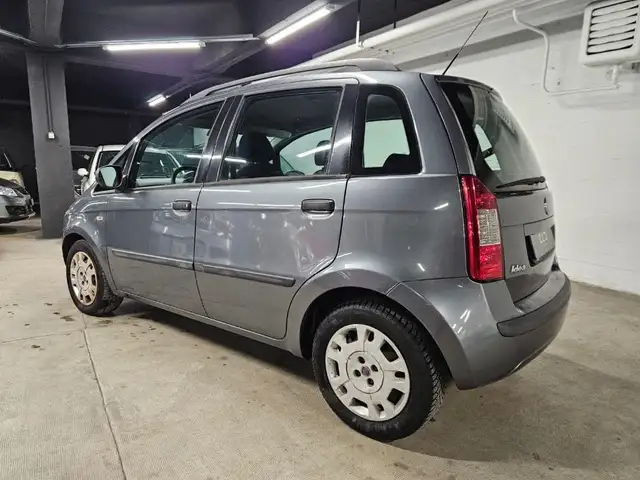 Fiat Idea view 4
