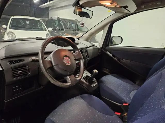 Fiat Idea view 5