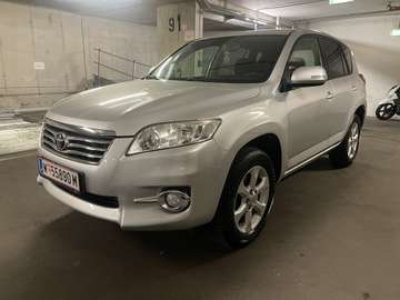RAV4 2,2 D-4D 150 2WD Elegance