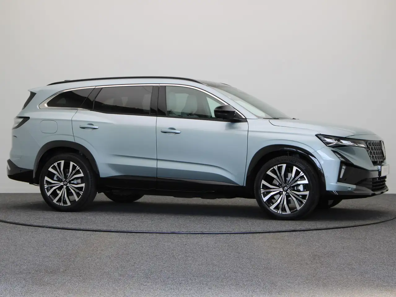 Renault Espace 2026 — фото 13