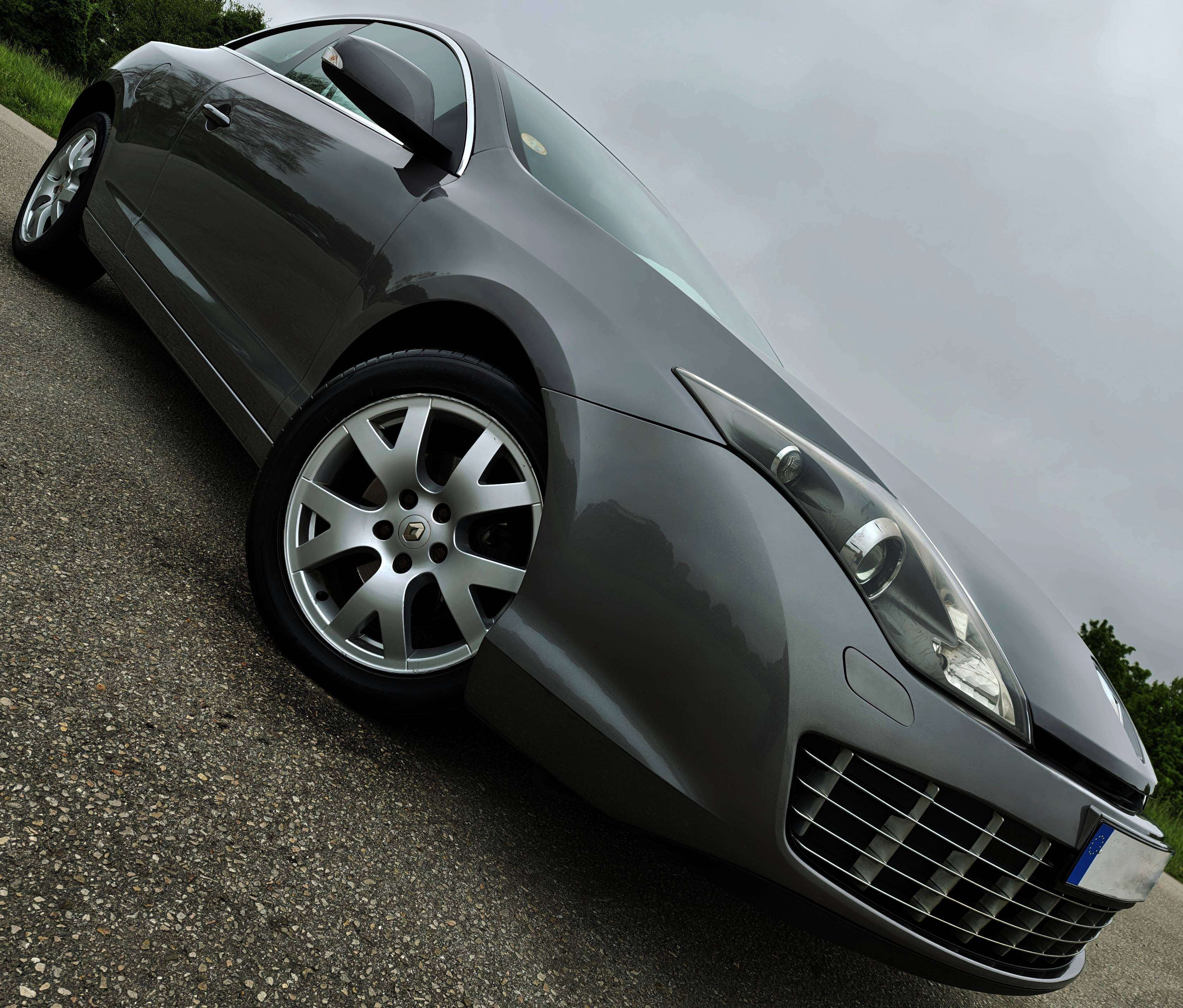 Renault Laguna Laguna Coupé 2.0dCi Emotion Plus Emotion Plus - foto 1