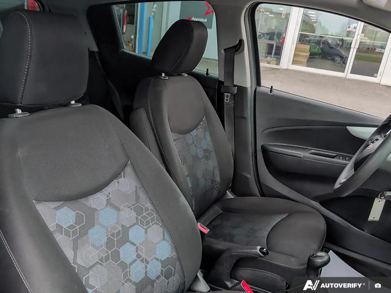 Chevrolet Spark снимка Chevrolet Spark