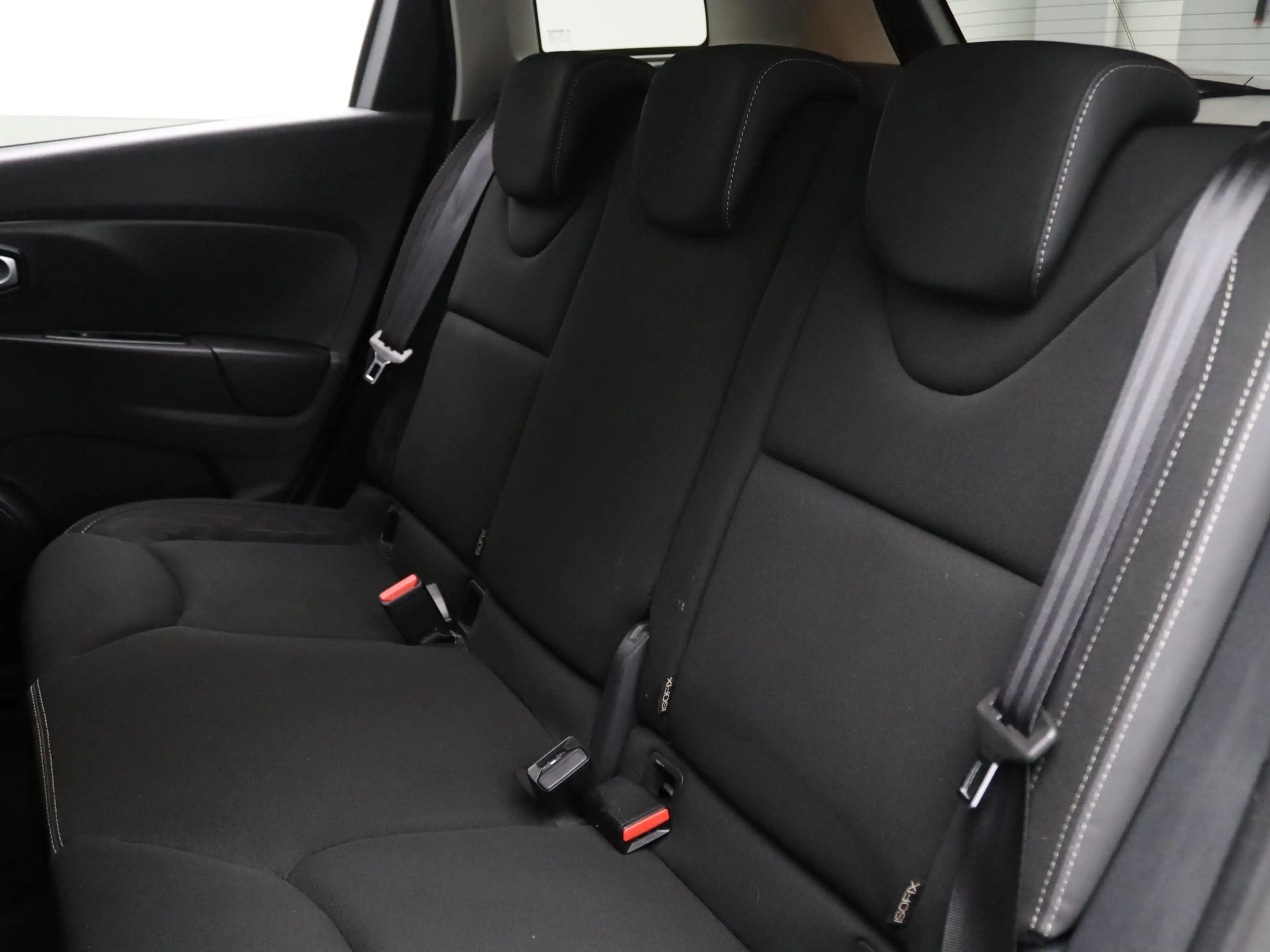 Renault Clio Estate 0.9 TCe Limited — photo 21