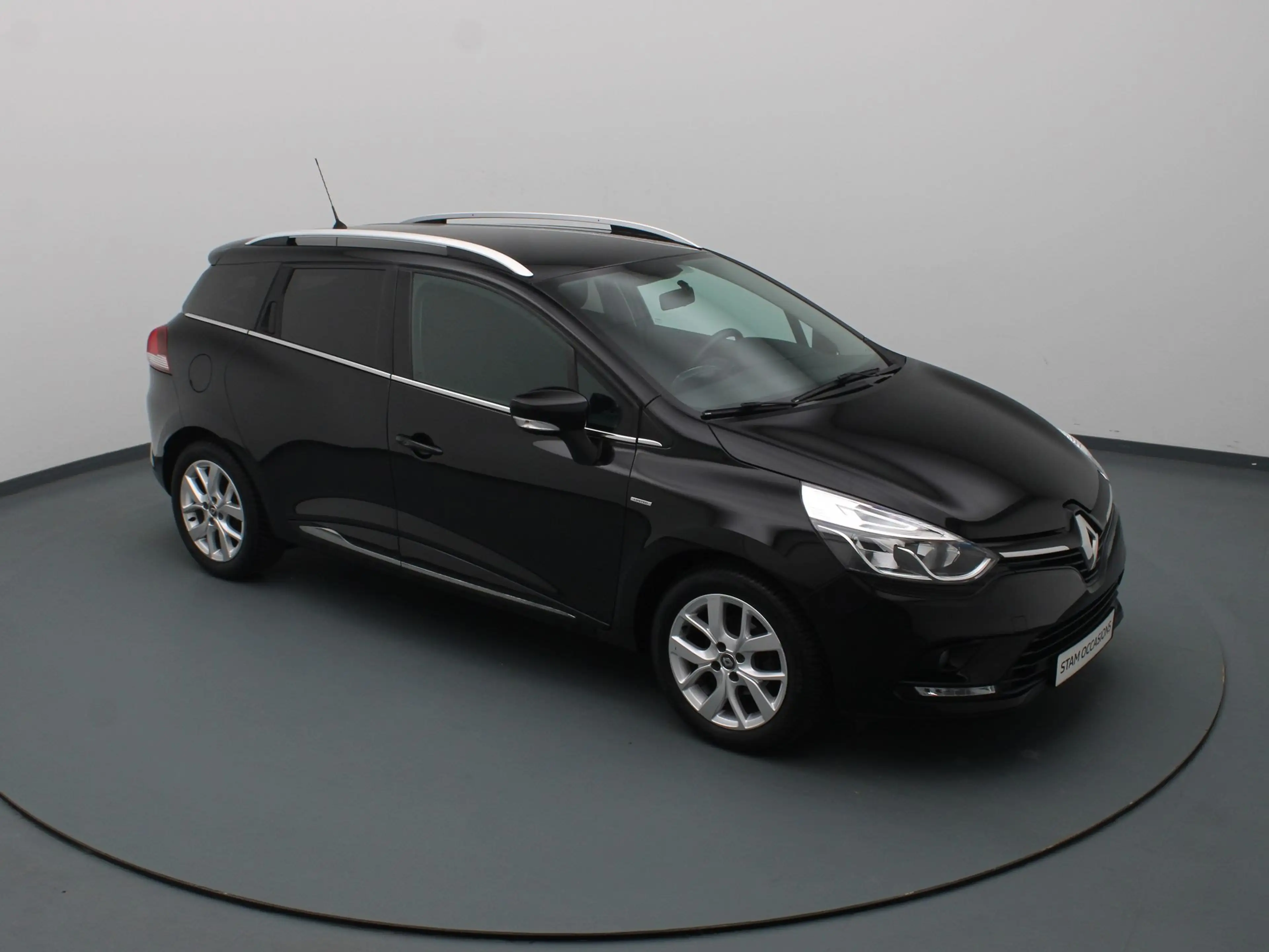 Renault Clio Estate 0.9 TCe Limited — photo 10