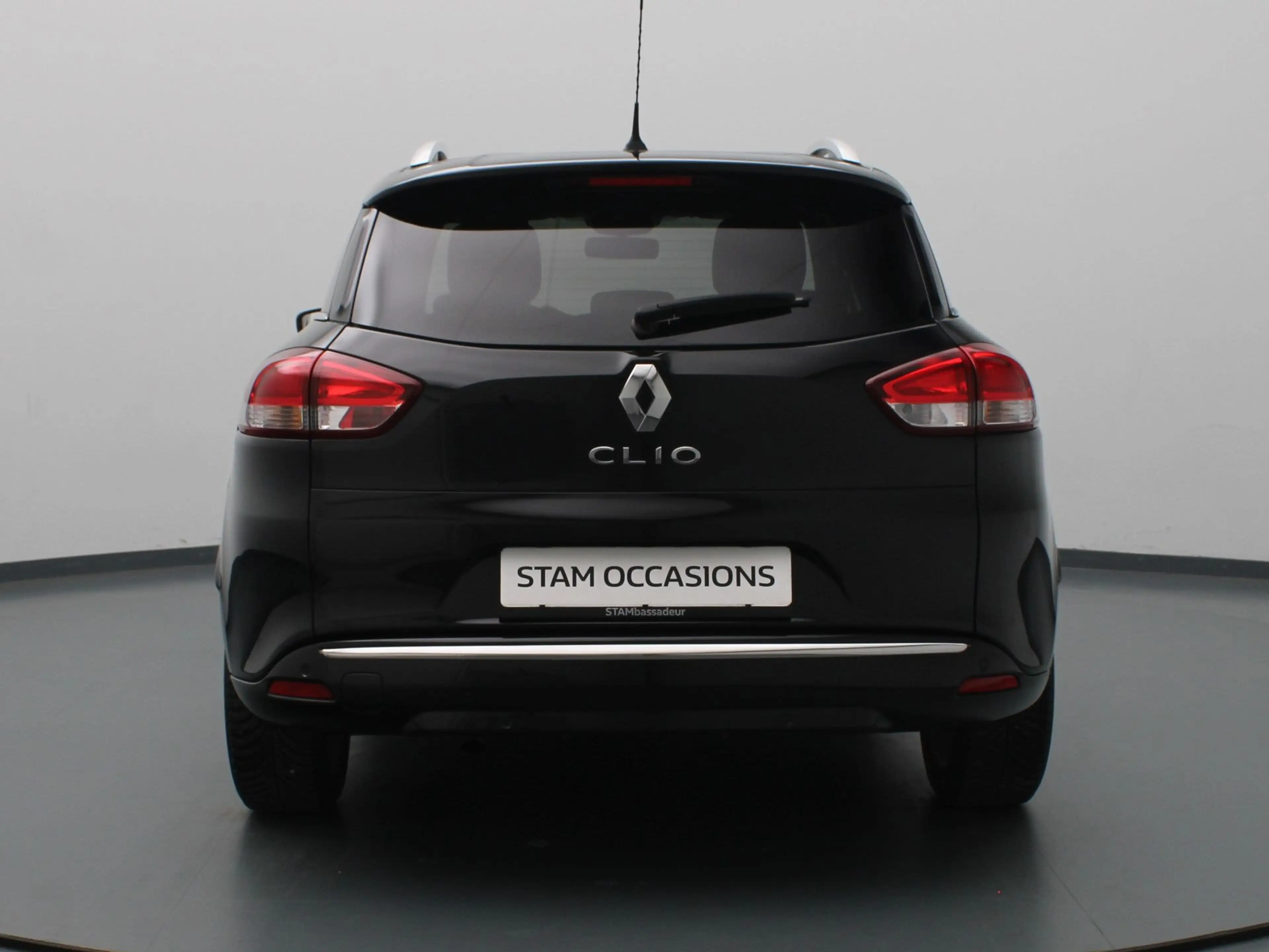 Renault Clio Estate 0.9 TCe Limited — photo 26