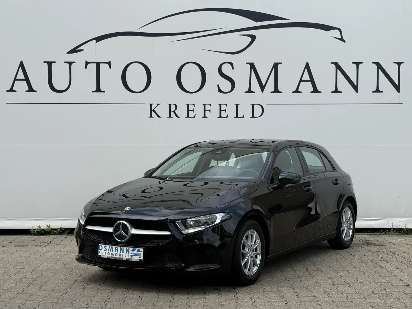 Mercedes-Benz A 180 d   CarPlay   KLIMA   TÜV NEU Schwarz - 1