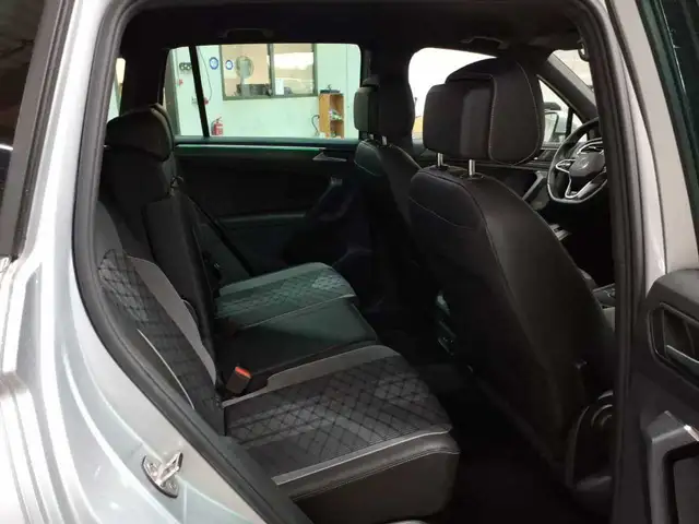 Volkswagen Tiguan view 14