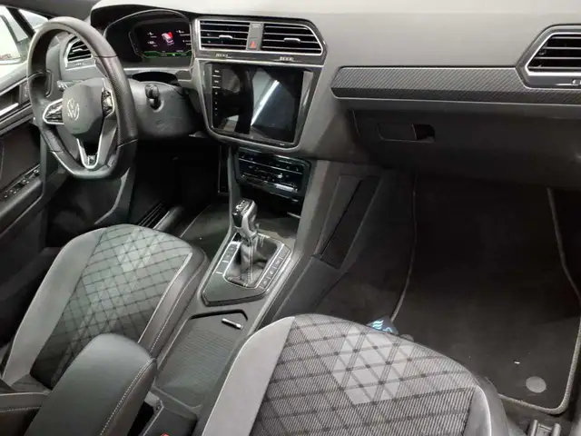 Volkswagen Tiguan view 9