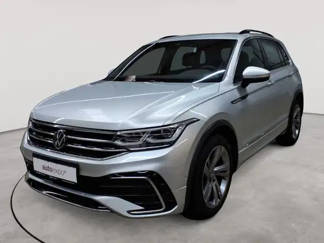 Volkswagen Tiguan view 2