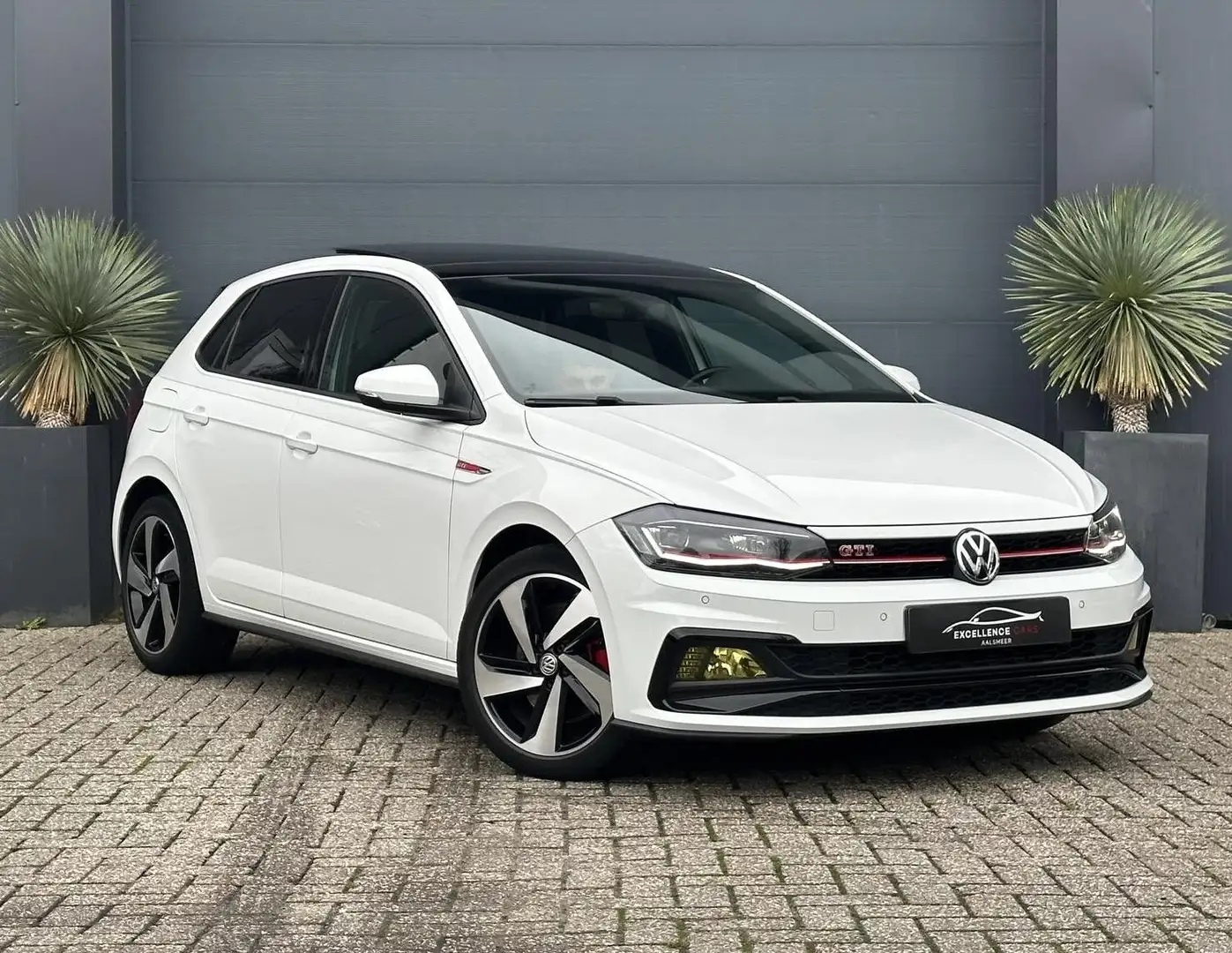Volkswagen Polo GTI 2.0 TSI Virtual Pano Led Automaat Weiß - 1