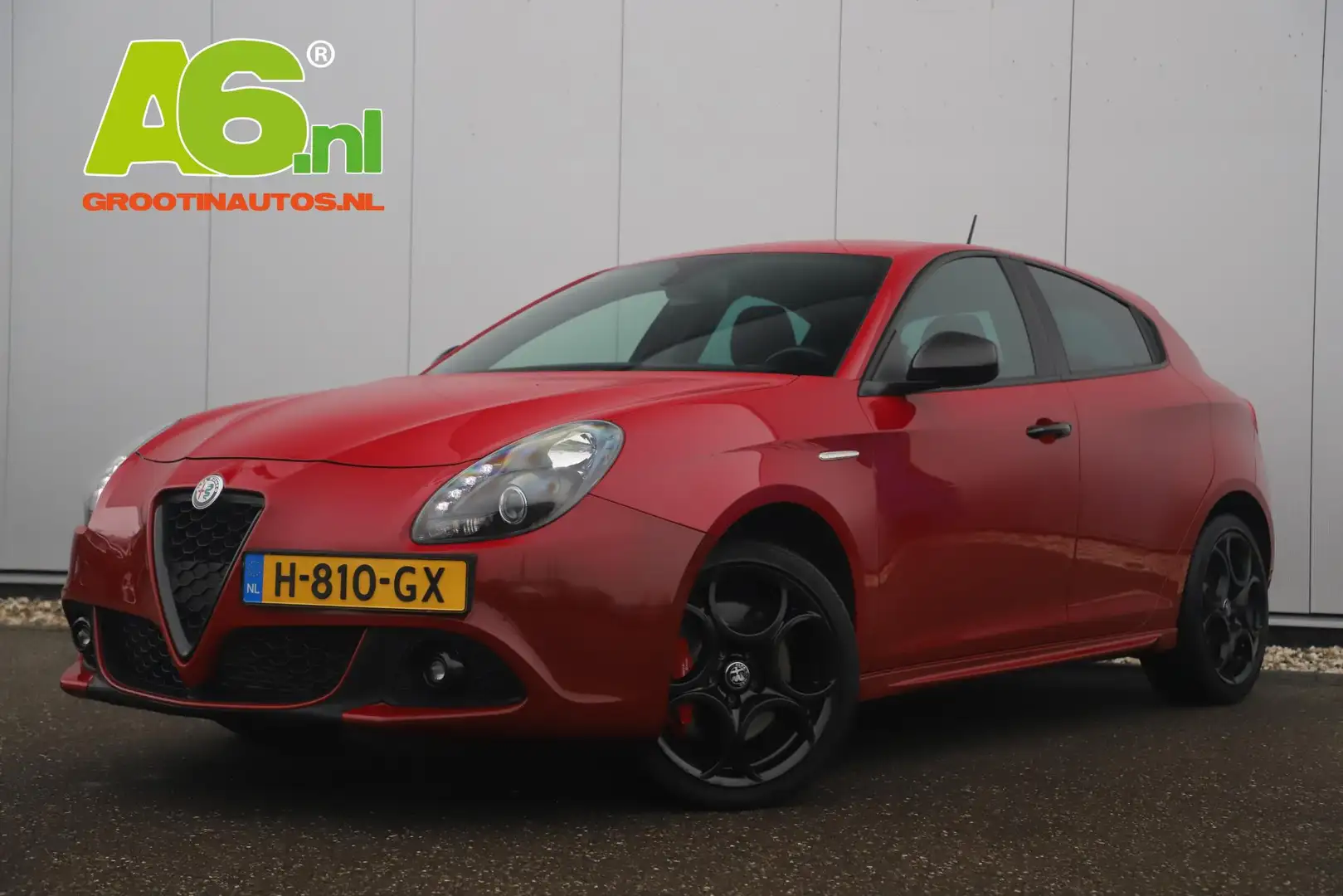 Alfa Romeo Giulietta 1.6 JTDm Sport Automaat 18 inch LMV Rosso Alfa Nav Rood - 1