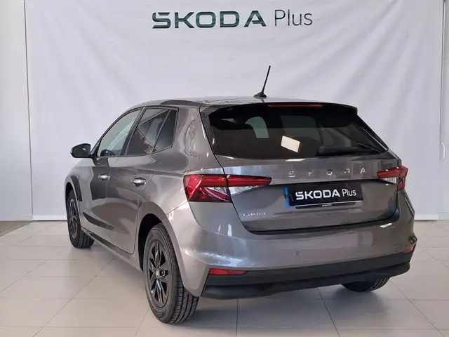 Skoda Fabia view 2