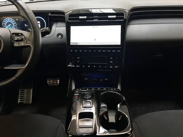 Hyundai Tucson view 12
