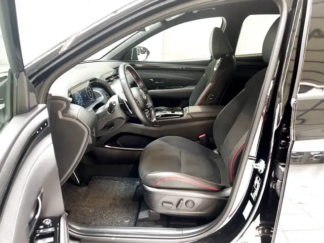 Hyundai Tucson view 8