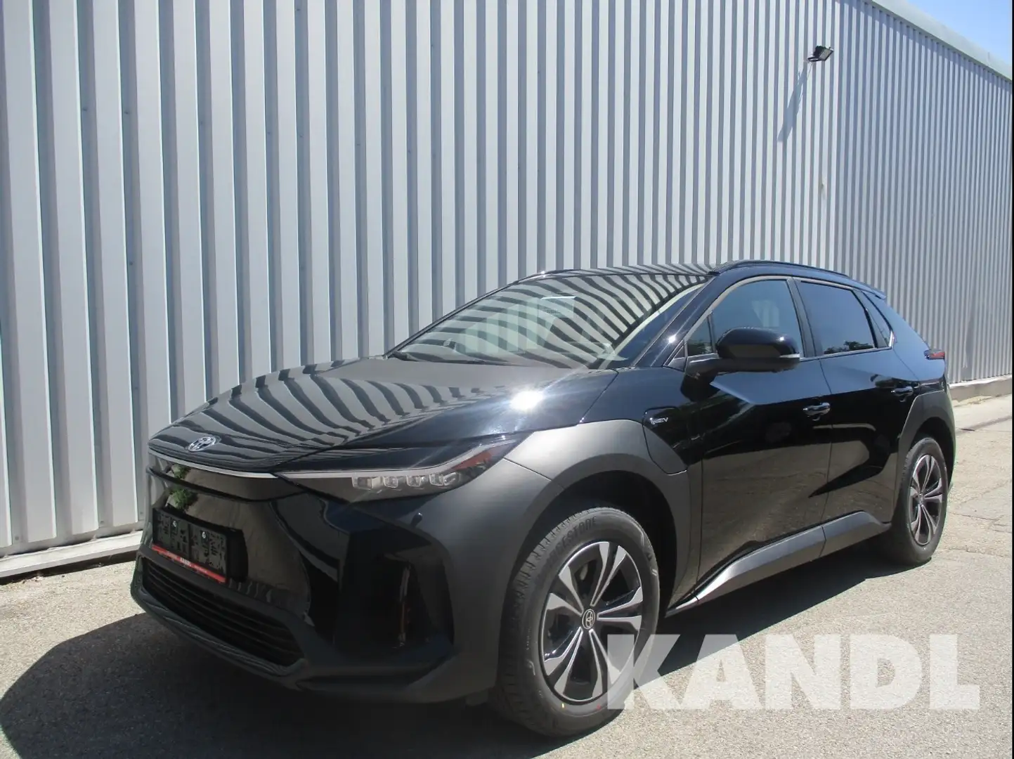 Toyota bZ4X Elektro 71.4kWh Aut. Comfort Schwarz - 1