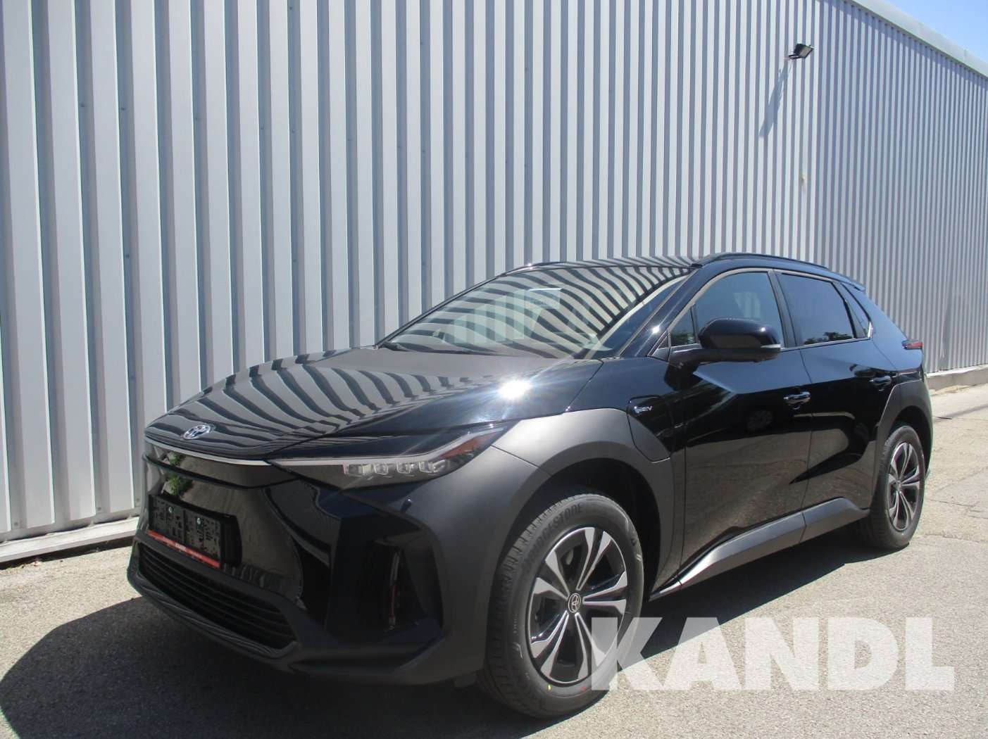 2025 Toyota bZ4X