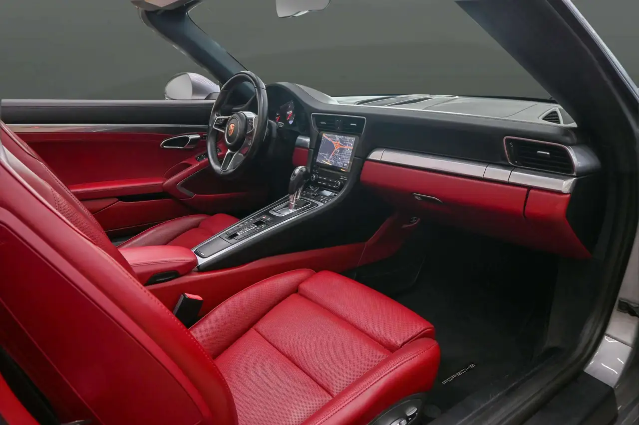 Porsche 911 снимка Porsche 911