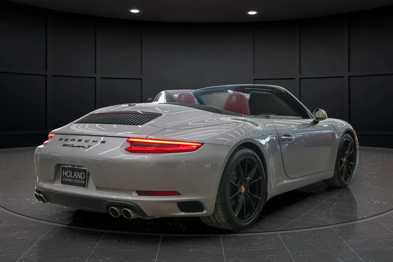 Porsche 911 снимка Porsche 911