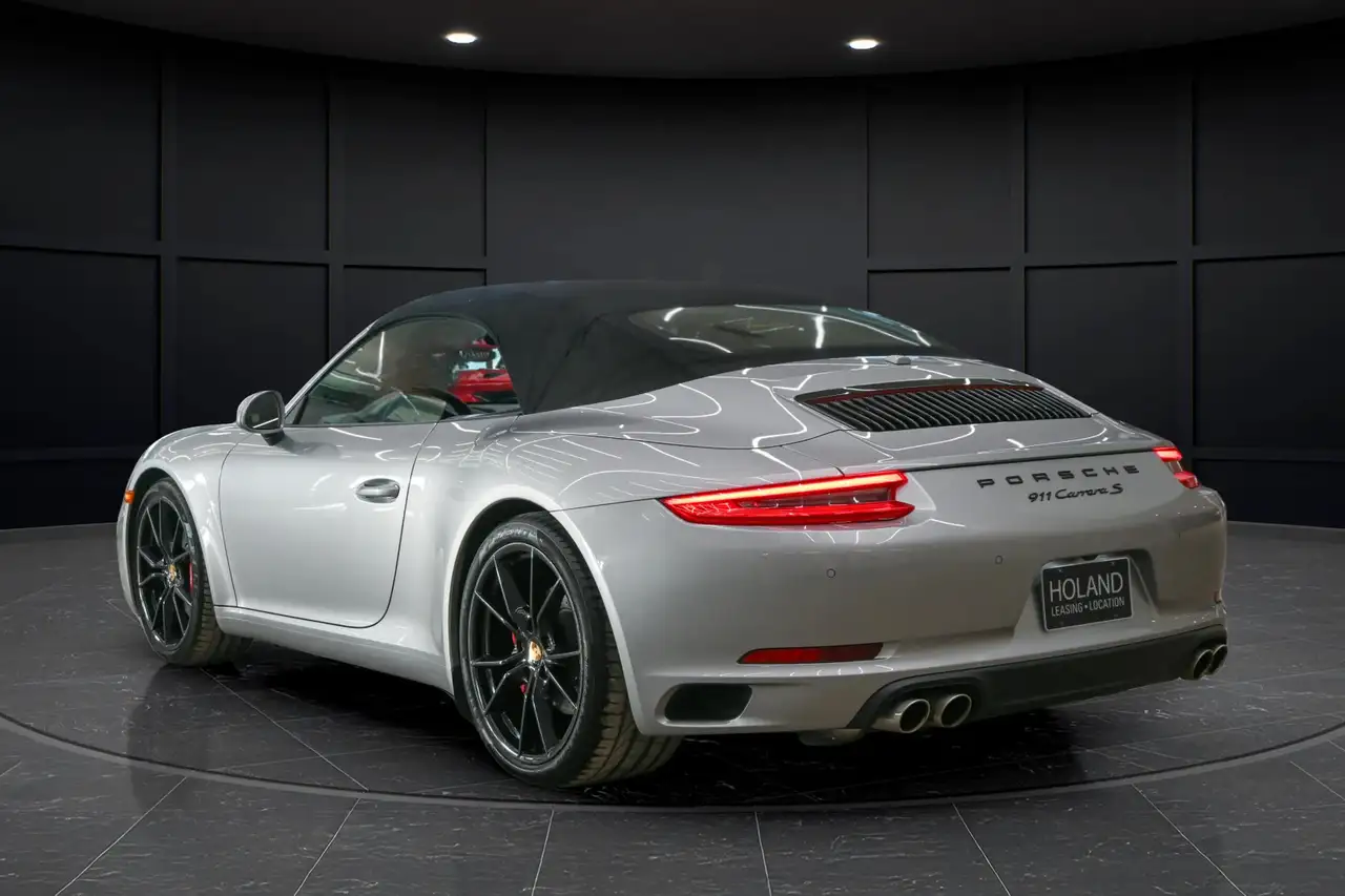 Porsche 911 снимка Porsche 911